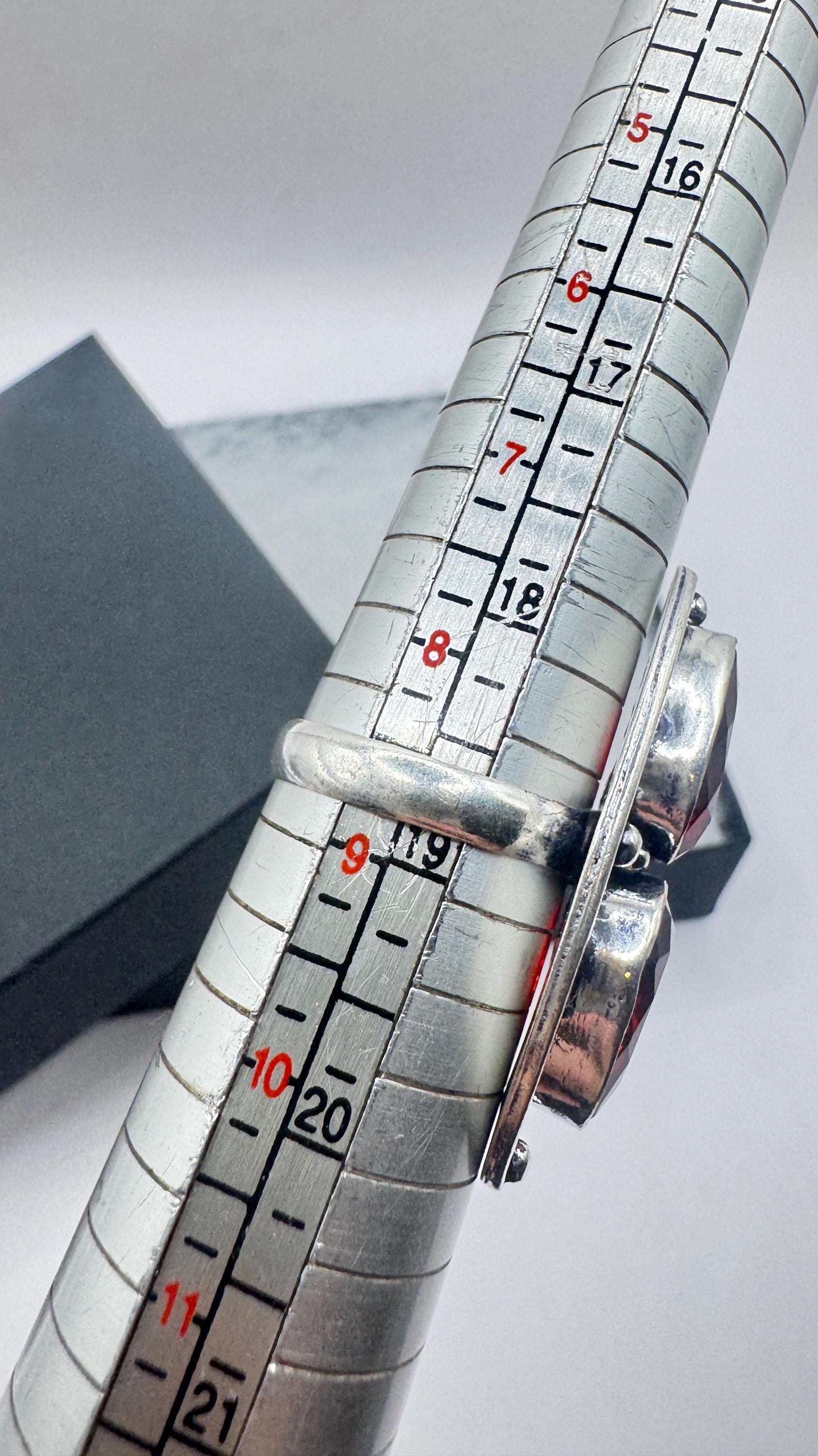 Vintage Boho Ruby Glass Cocktail Ring