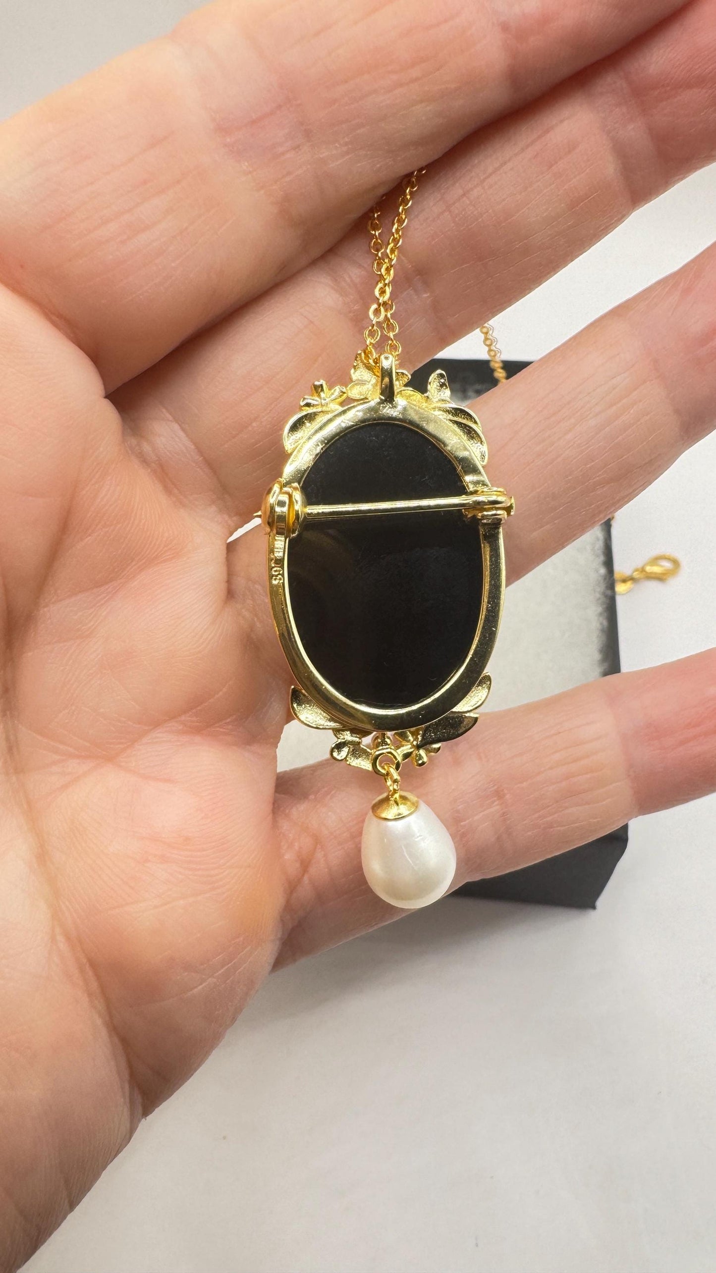 Vintage Onyx Cameo Gold 925 Sterling silver Necklace Choker