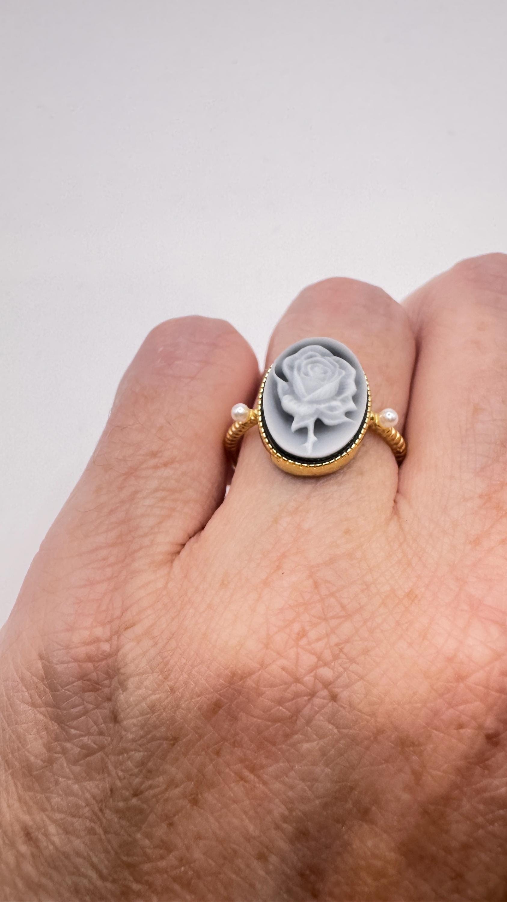 Vintage Black Onyx Rose Cameo Gold 925 Sterling Silver Cocktail Ring