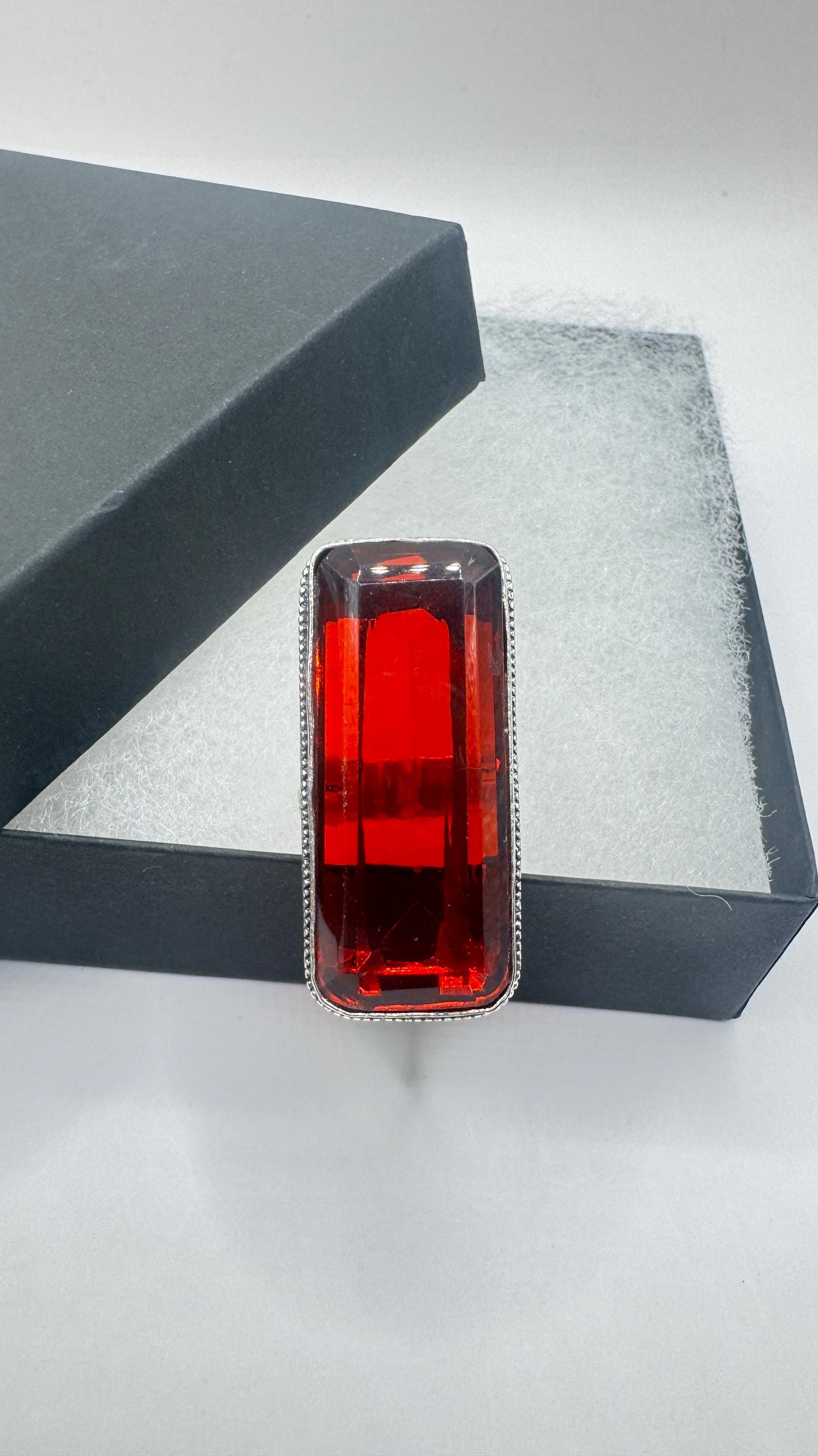 Vintage Boho Ruby Glass Cocktail Ring