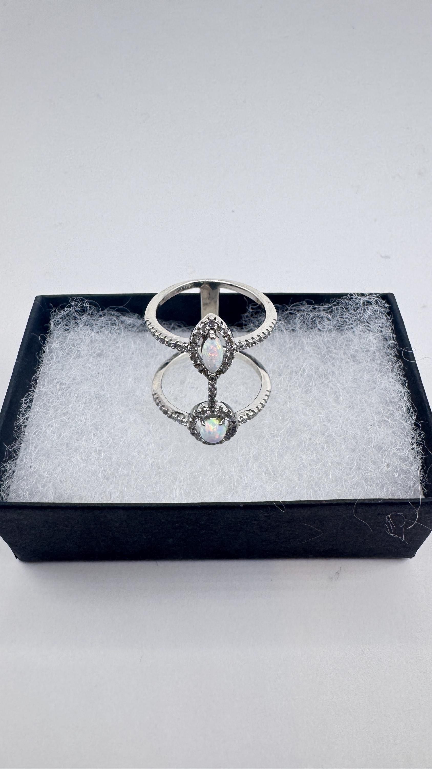 Vintage Blue Fire Opal Ring 925 Sterling Silver Rhodium Size 5