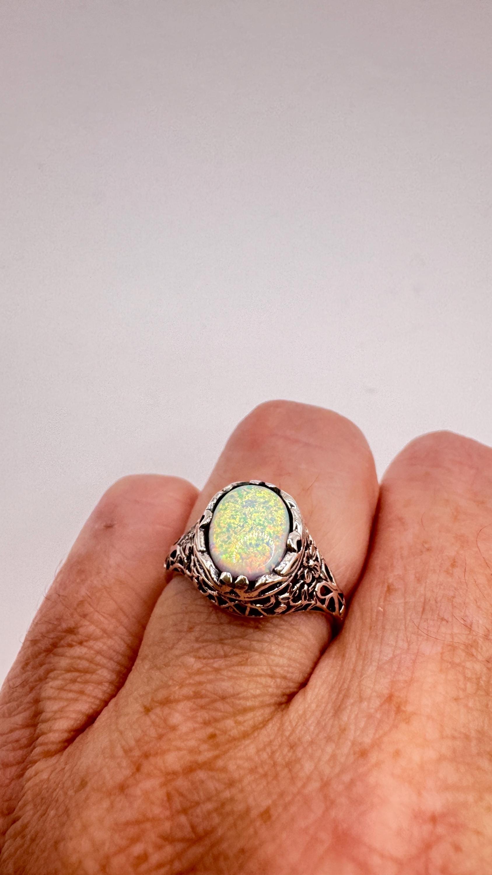 Vintage White Fire Opal Ring 925 Sterling Silver