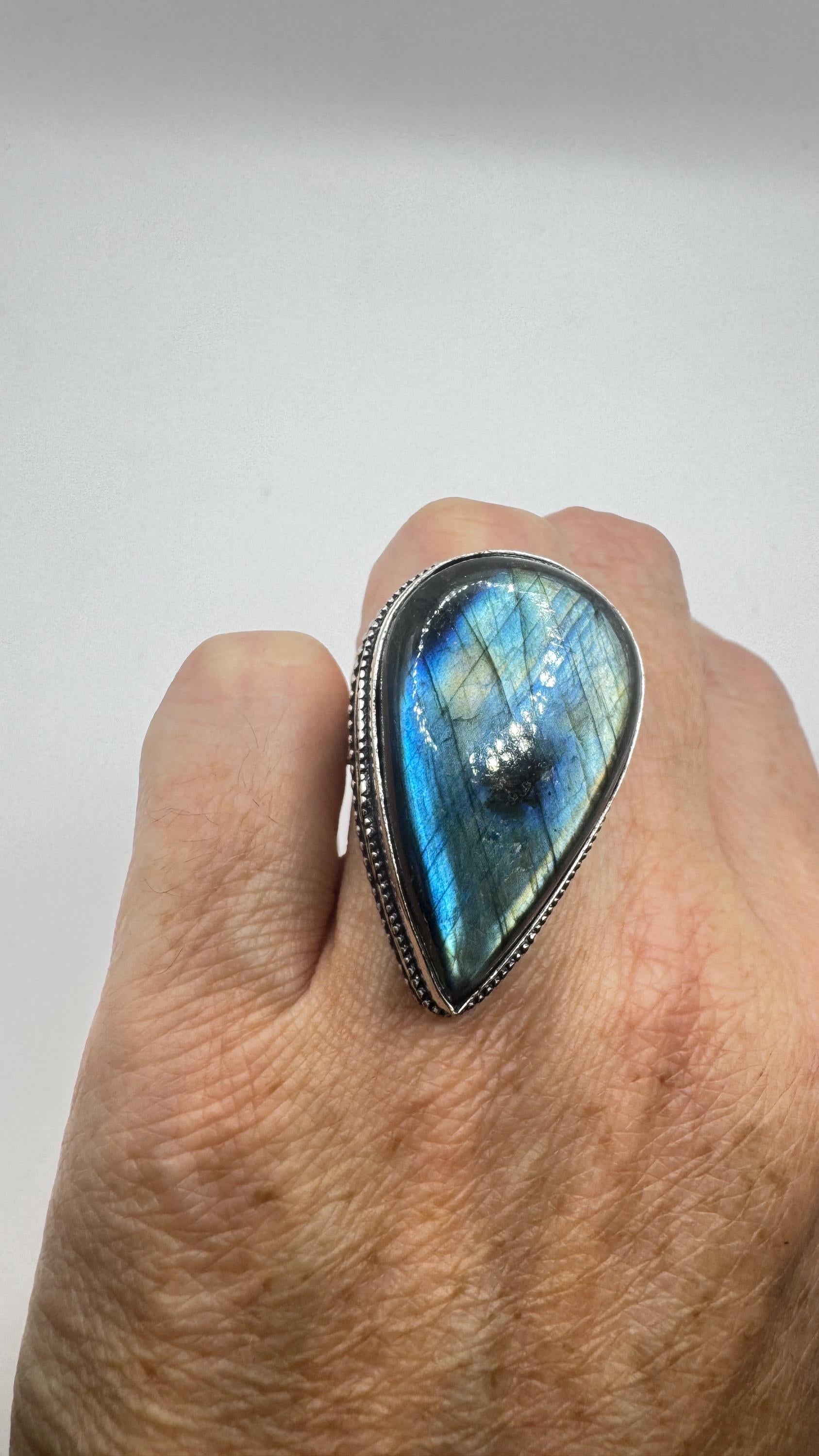 Vintage Large Labradorite Rainbow Moonstone Stone Silver Ring