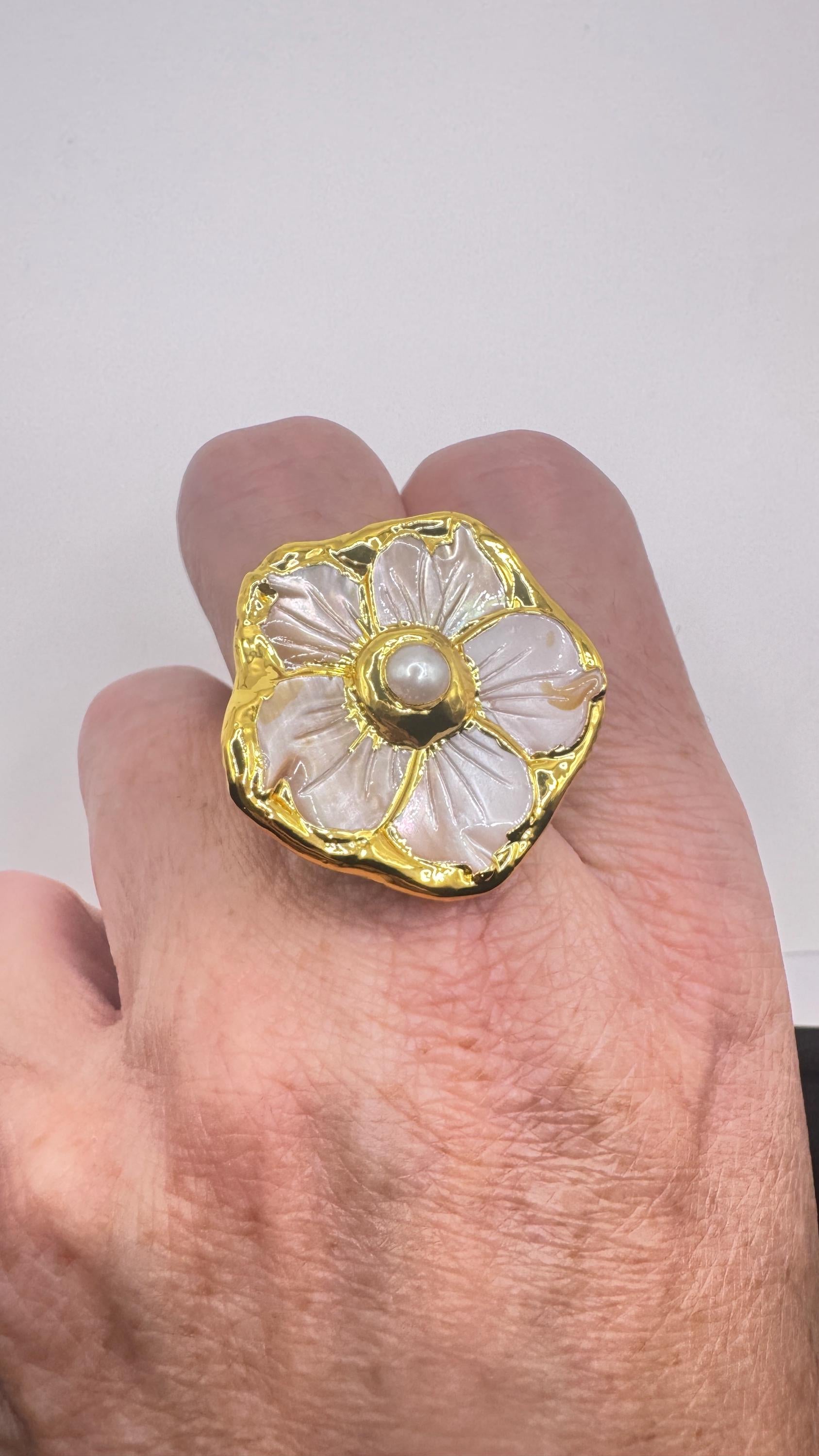 Vintage Flower Pearl Ring Golden 925 Sterling Silver Cocktail Statement Adjustable