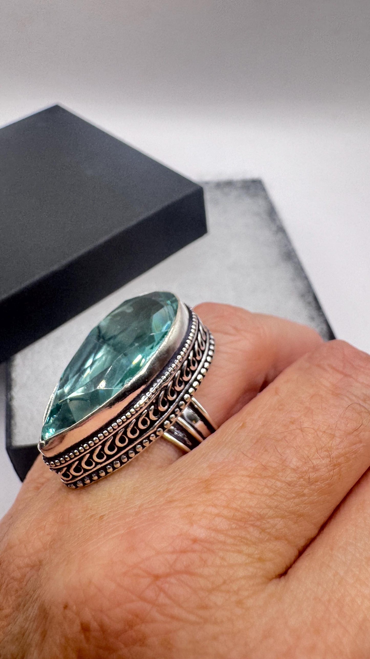 Vintage Aqua Vintage Art Glass Ring About 1.5 Inches Knuckle Ring
