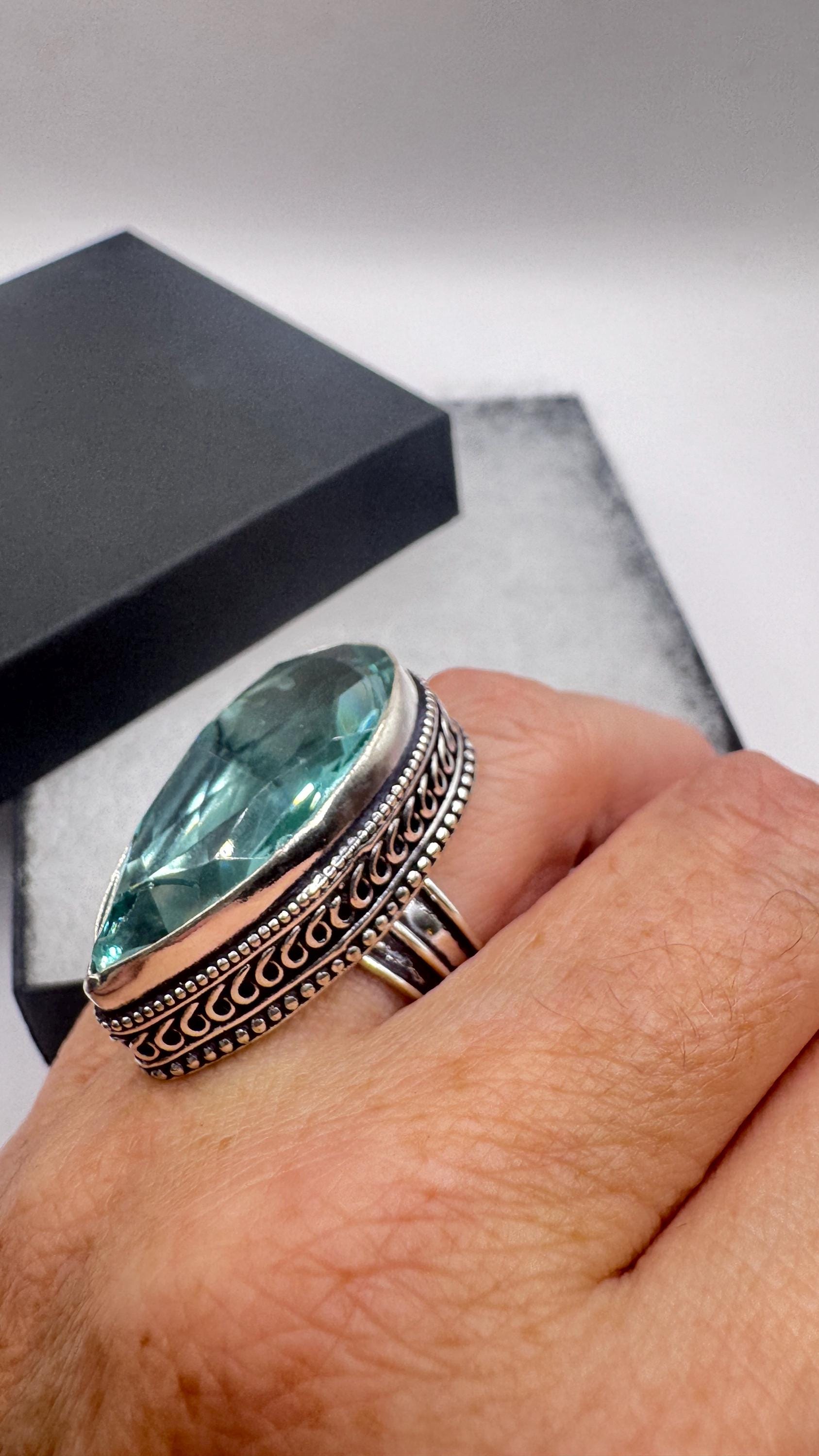Vintage Aqua Vintage Art Glass Ring About 1.5 Inches Knuckle Ring
