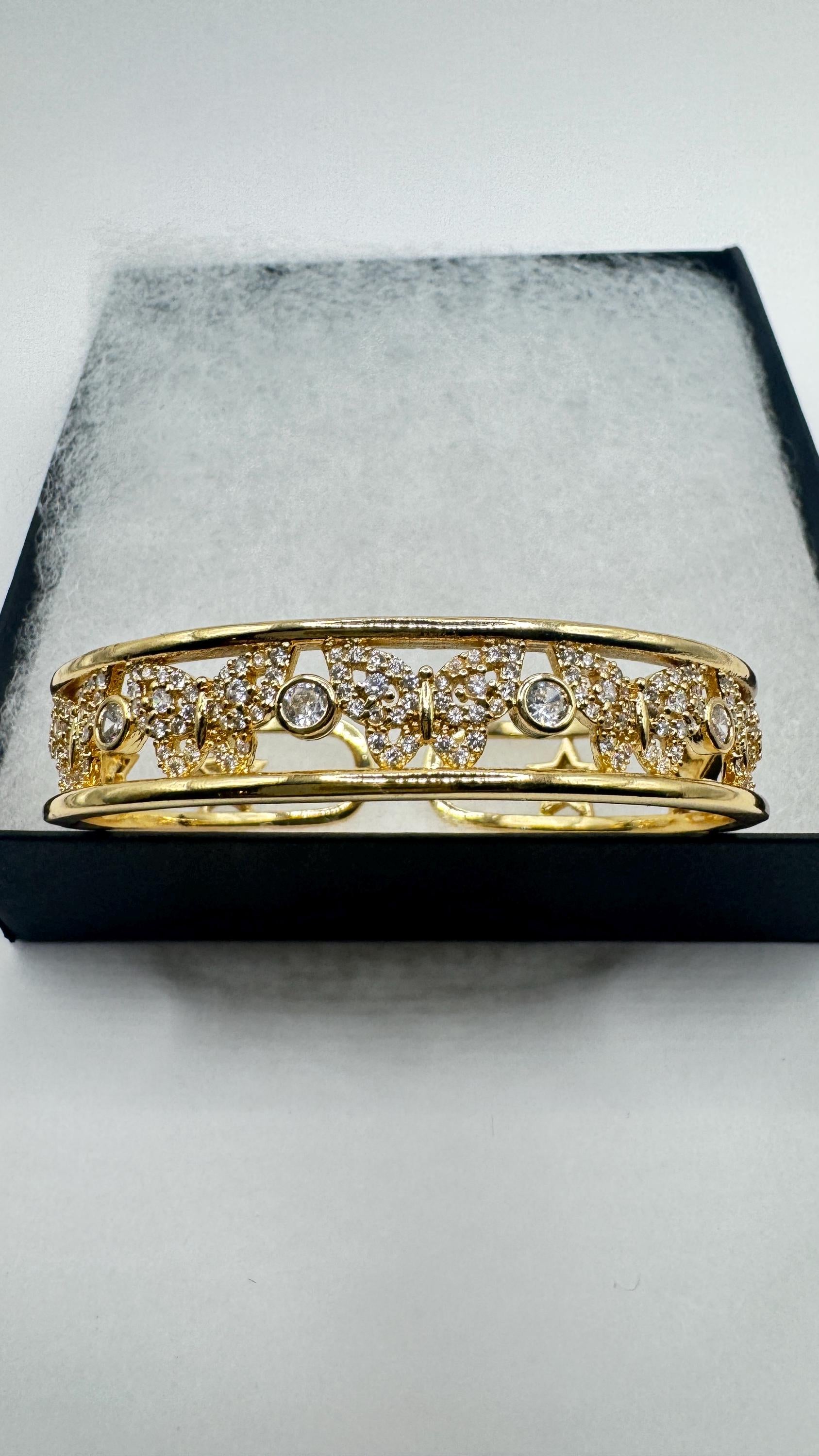 Vintage Butterfly Bangle Bracelet 9k Gold filled