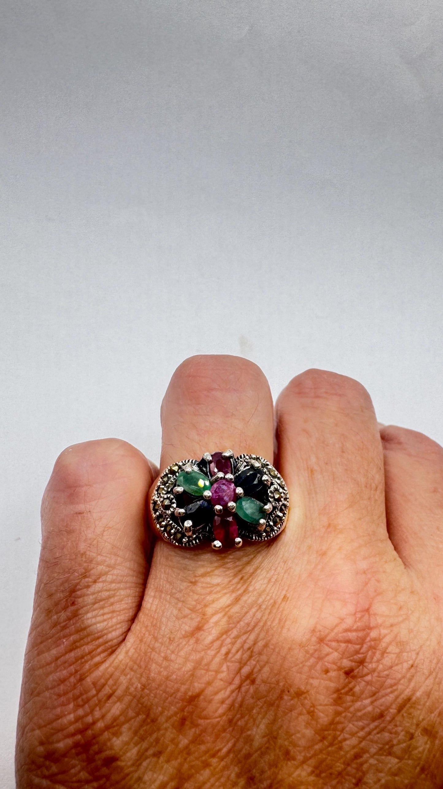 Vintage Green Emerald Ruby Sapphire Marcasite 925 Sterling Silver Cocktail Ring
