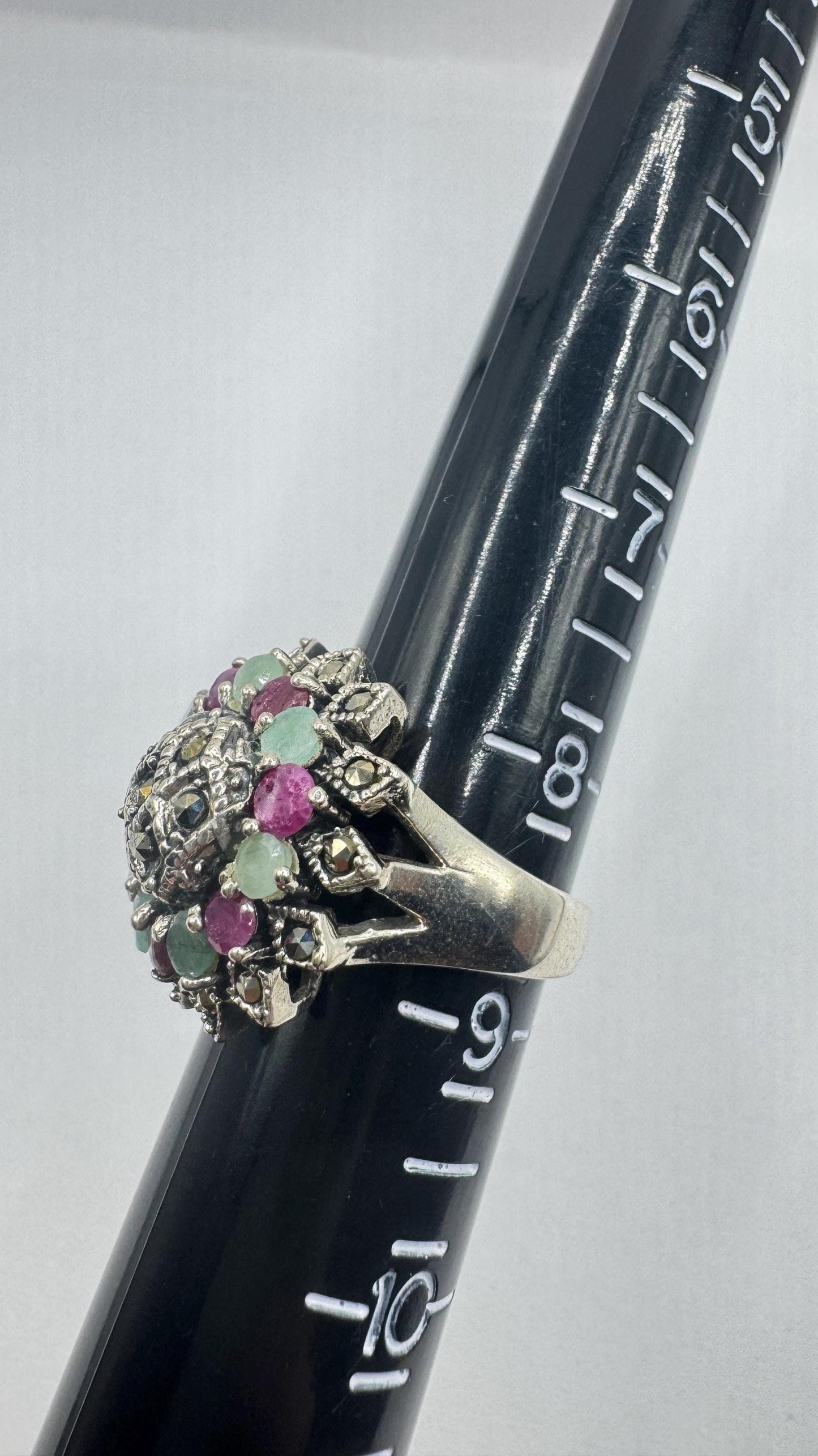 Vintage Green Emerald Ruby Sapphire Marcasite 925 Sterling Silver Cocktail Ring