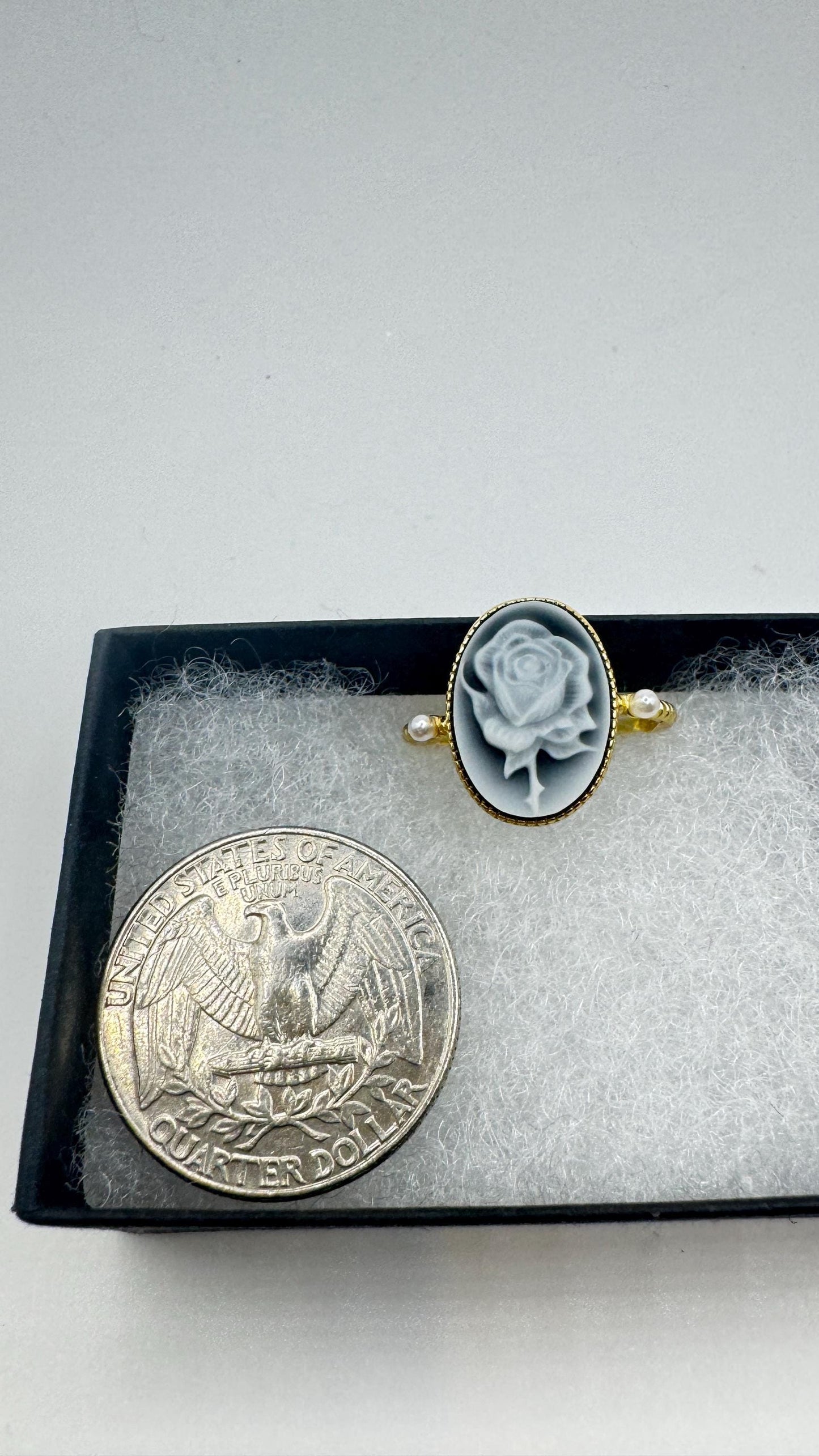 Vintage Black Onyx Rose Cameo Gold 925 Sterling Silver Cocktail Ring