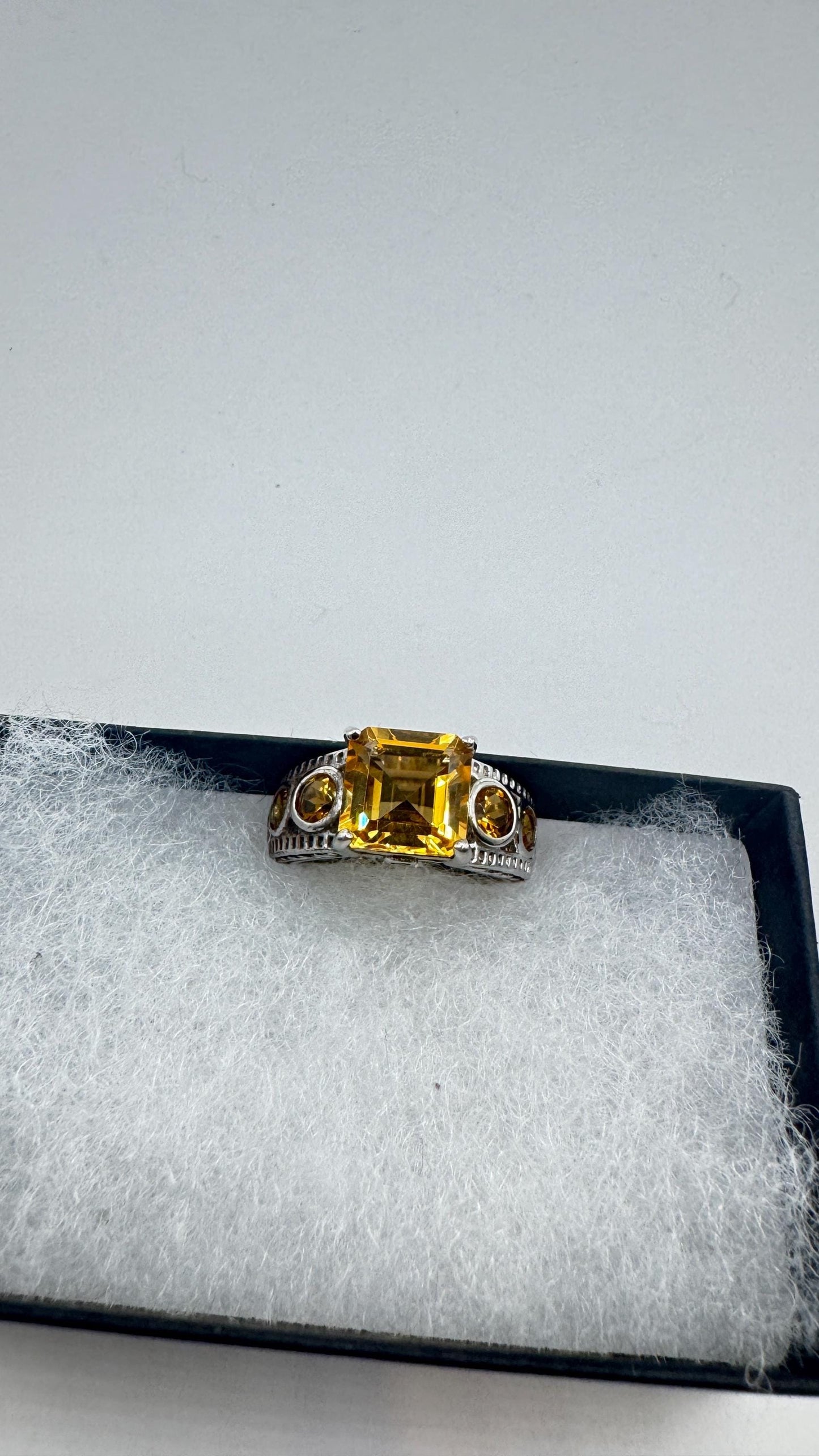 Vintage Gothic Golden Citrine Flower 925 Sterling Silver Ring