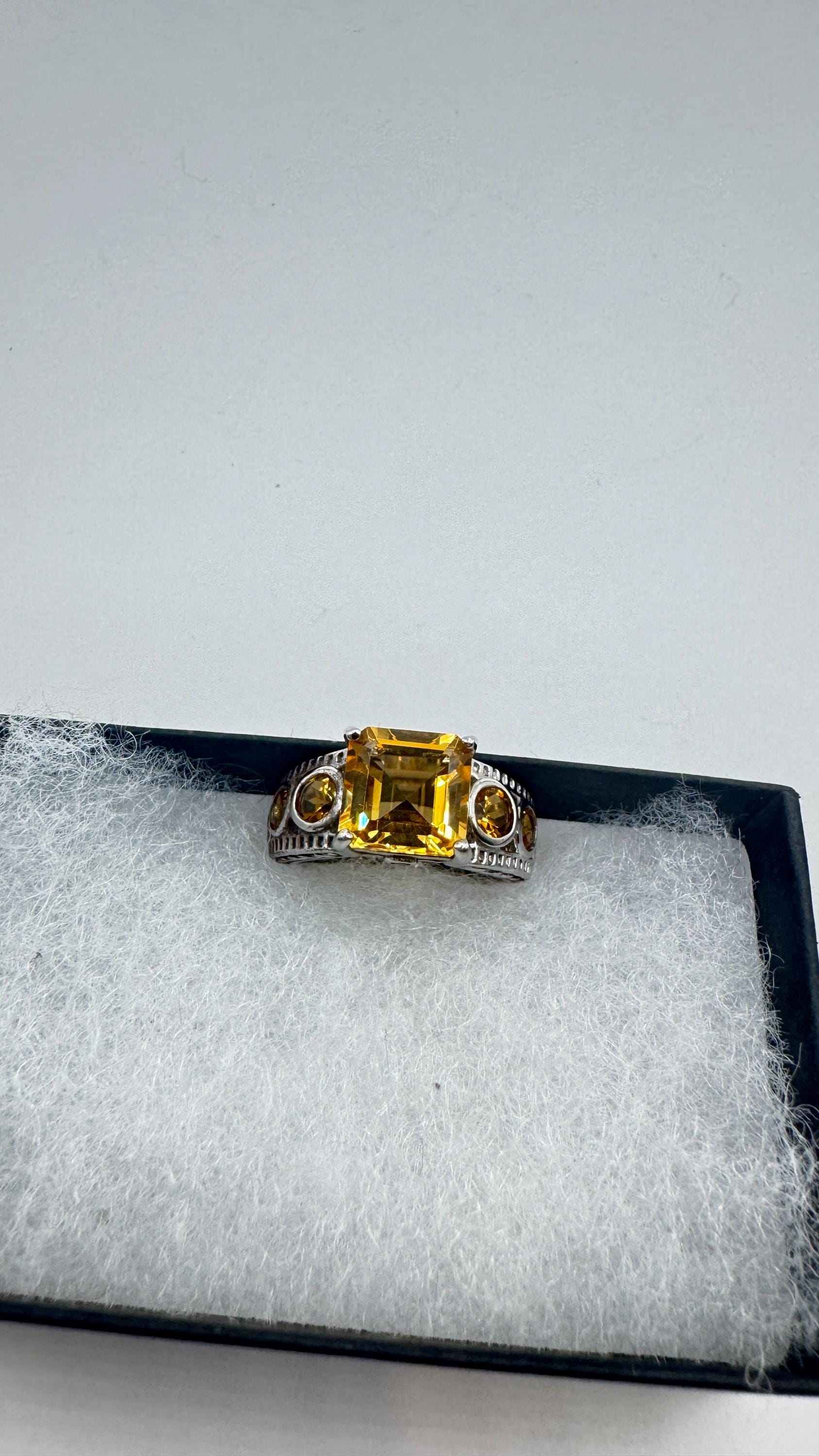 Vintage Gothic Golden Citrine Flower 925 Sterling Silver Ring