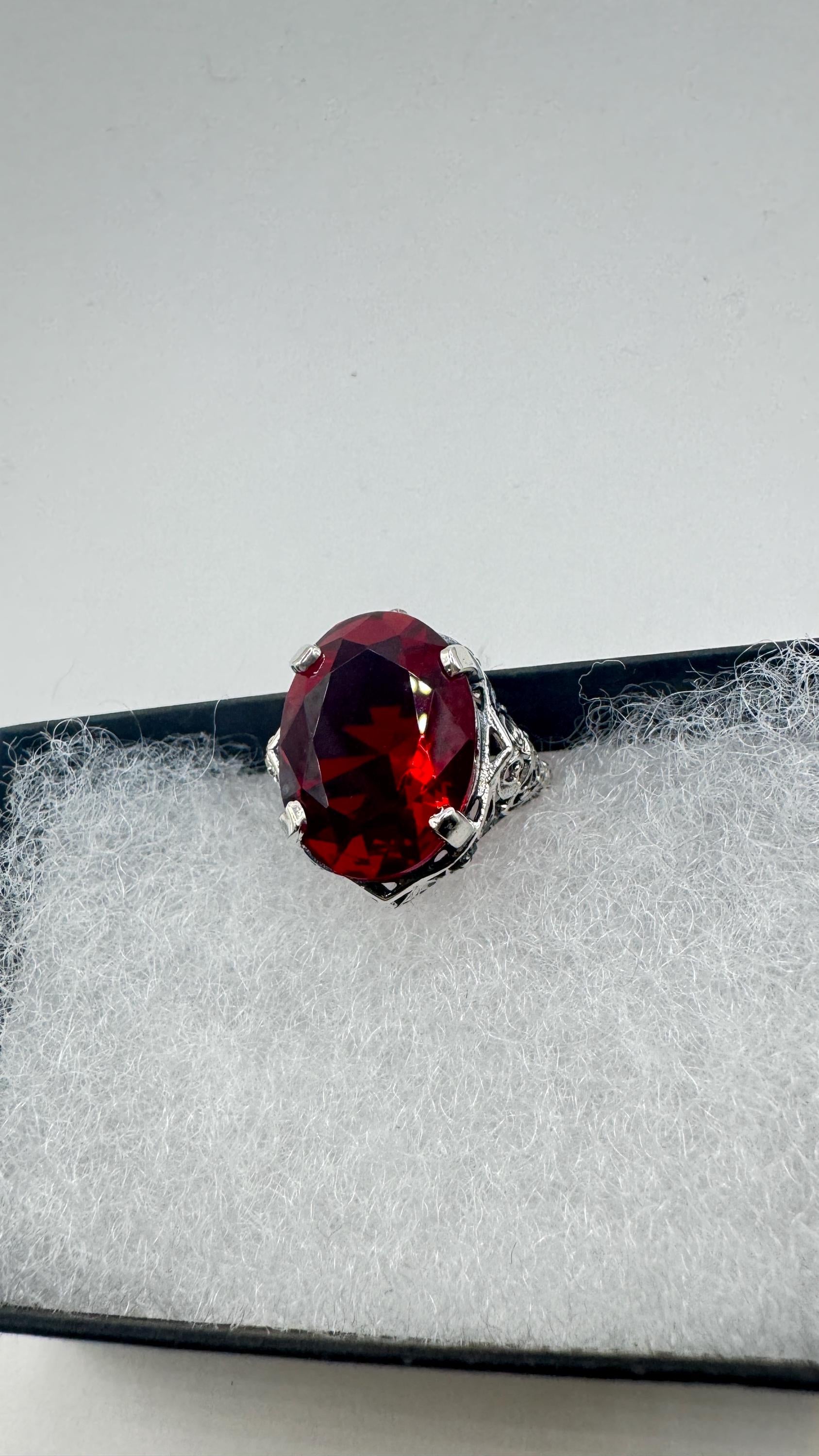 Vintage Garnet Crystal Ring 925 Sterling Silver