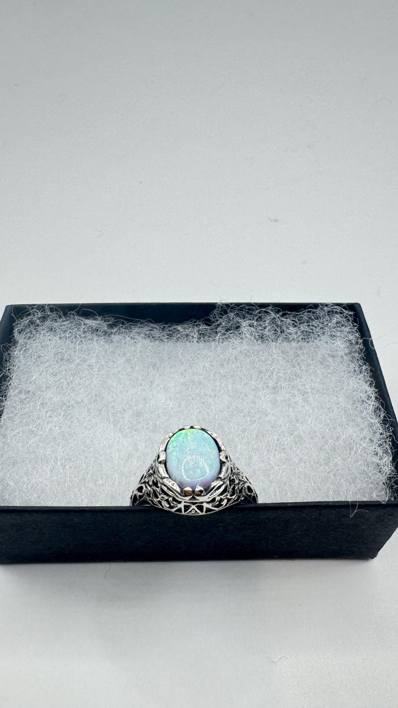 Vintage White Fire Opal Ring 925 Sterling Silver