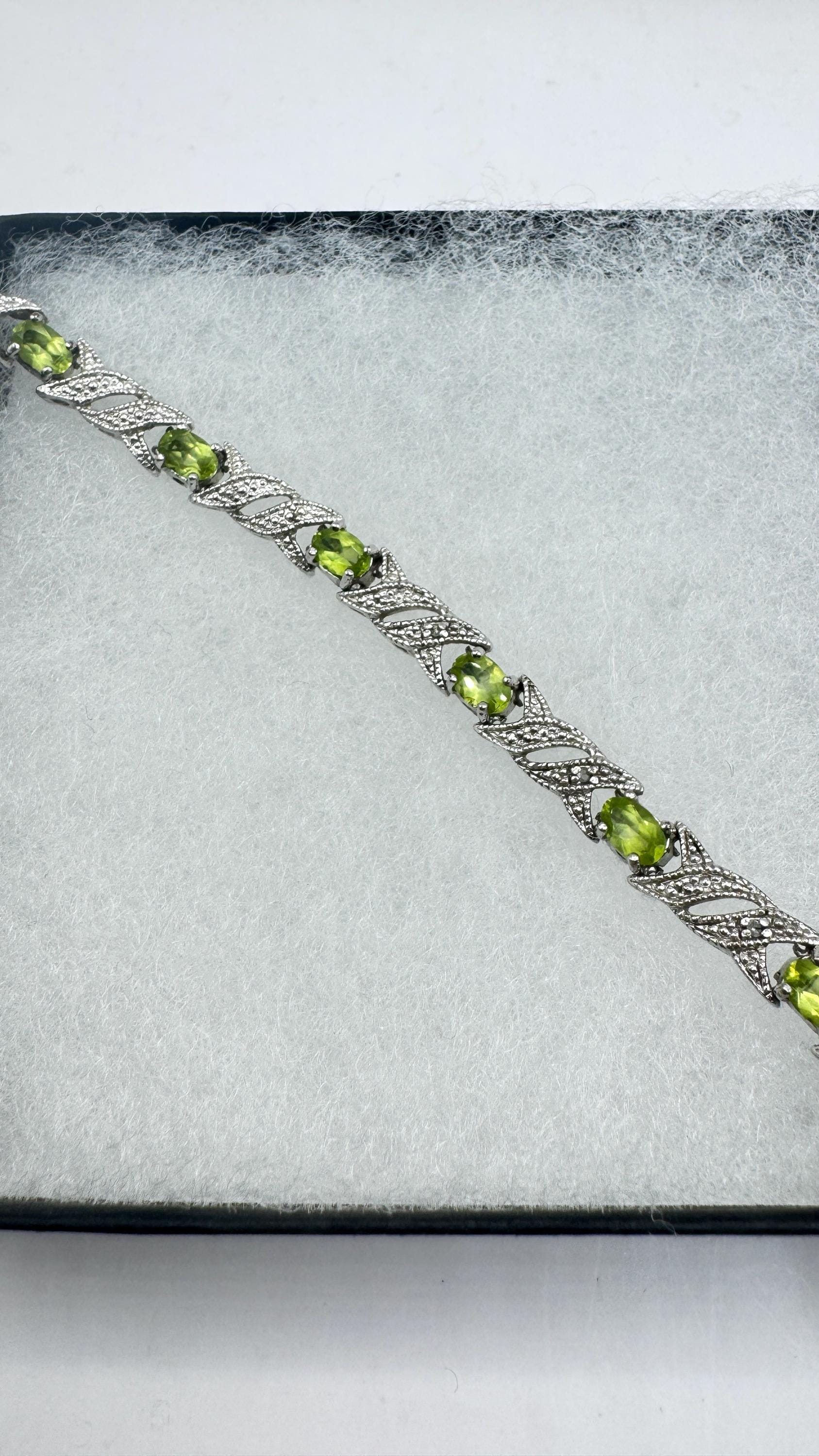 Vintage Green Peridot Diamond Chip Bracelet 925 Sterling Silver