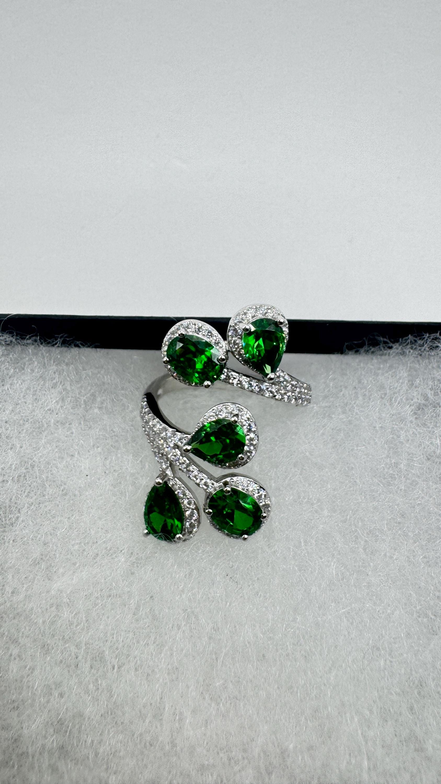 Vintage Green Cubic Zirconia Crystal 925 Sterling Silver Ring Adjustable