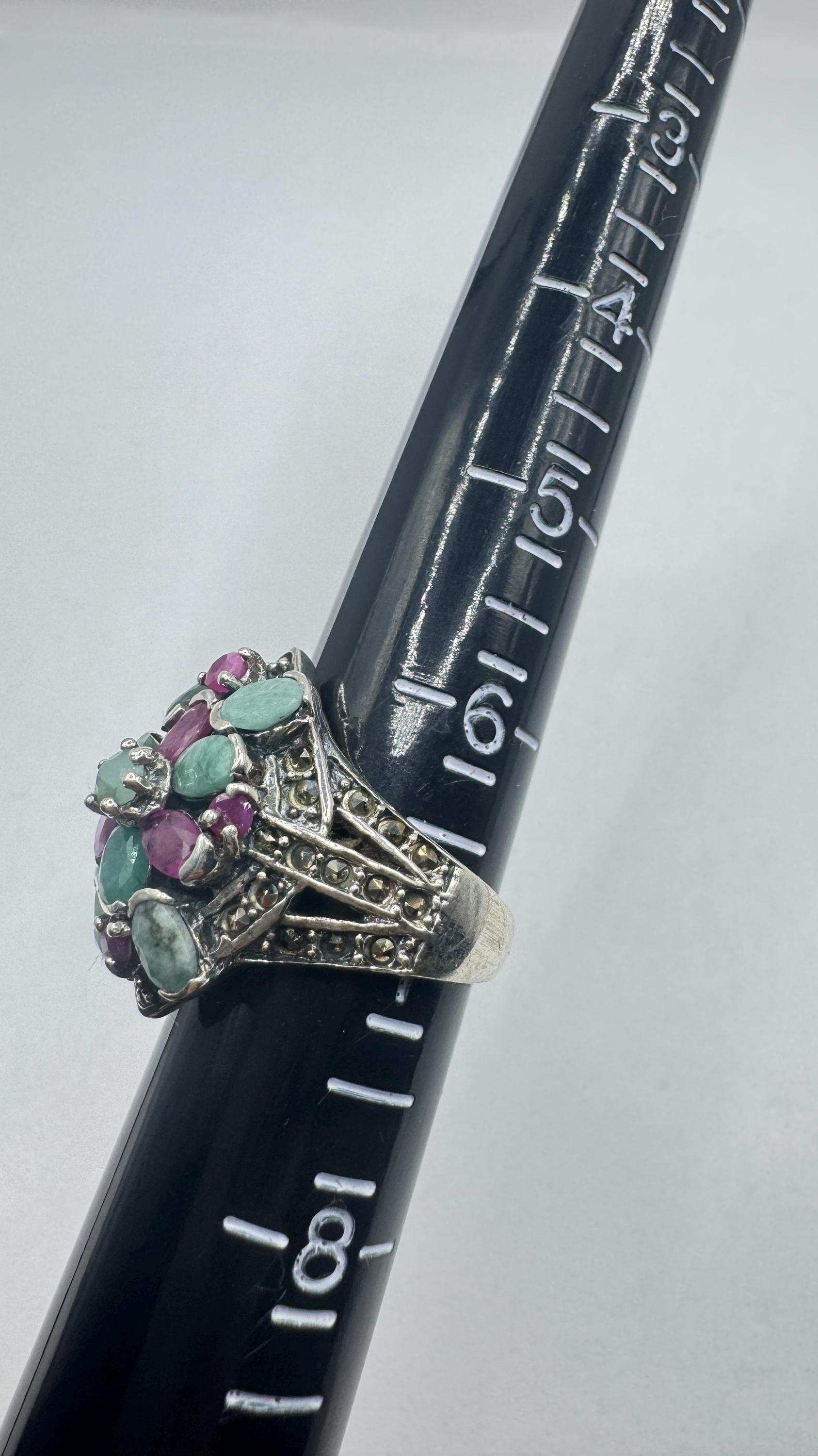 Vintage Green Emerald Ruby Sapphire Marcasite 925 Sterling Silver Cocktail Ring