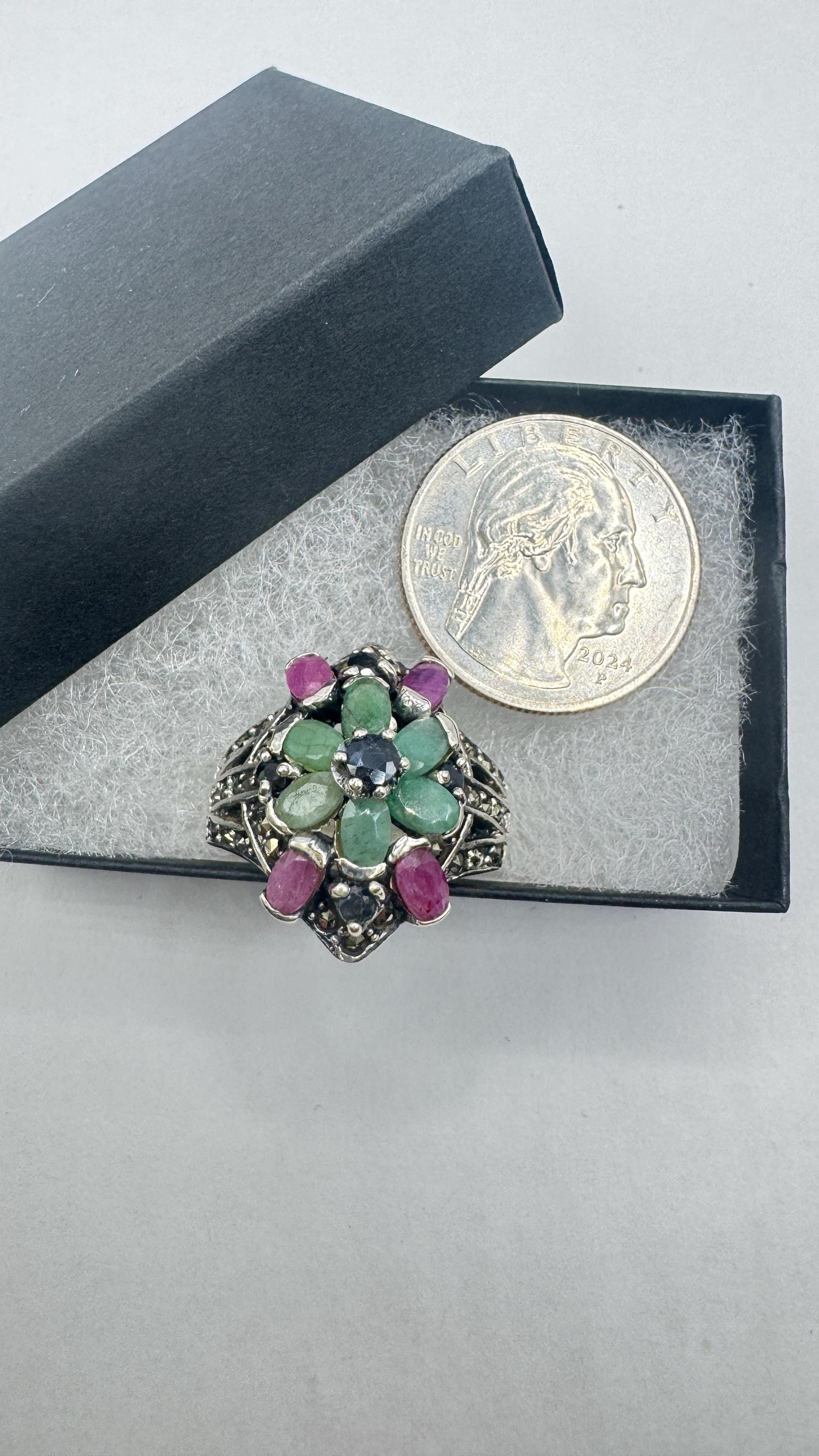 Vintage Green Emerald Ruby Sapphire Marcasite 925 Sterling Silver Cocktail Ring