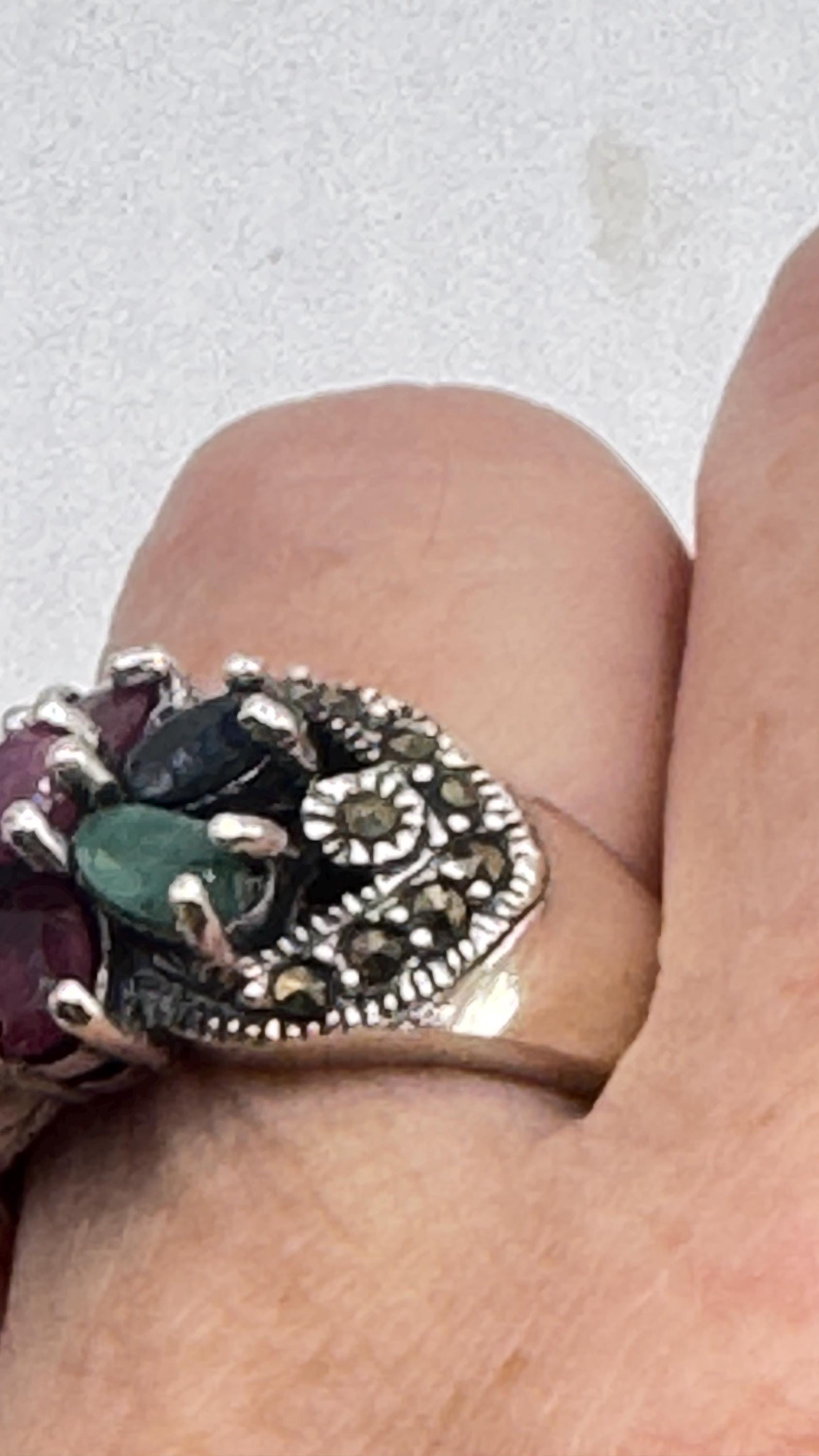 Vintage Green Emerald Ruby Sapphire Marcasite 925 Sterling Silver Cocktail Ring