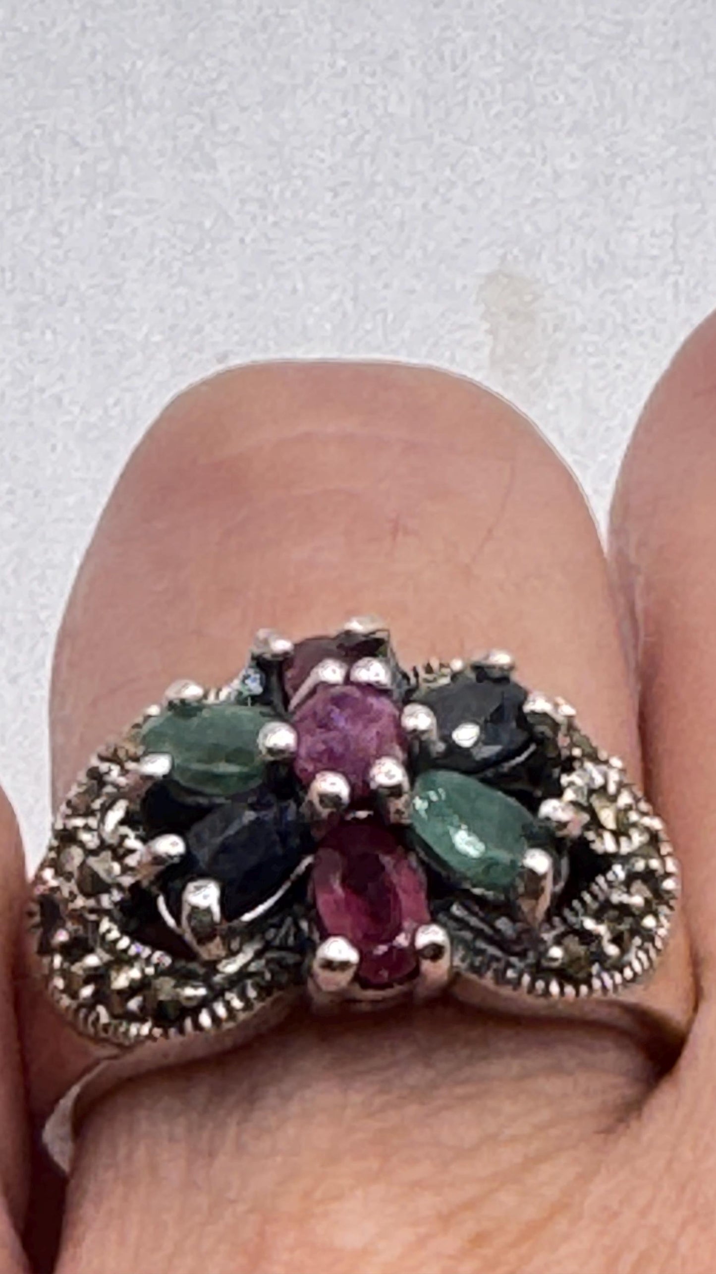 Vintage Green Emerald Ruby Sapphire Marcasite 925 Sterling Silver Cocktail Ring