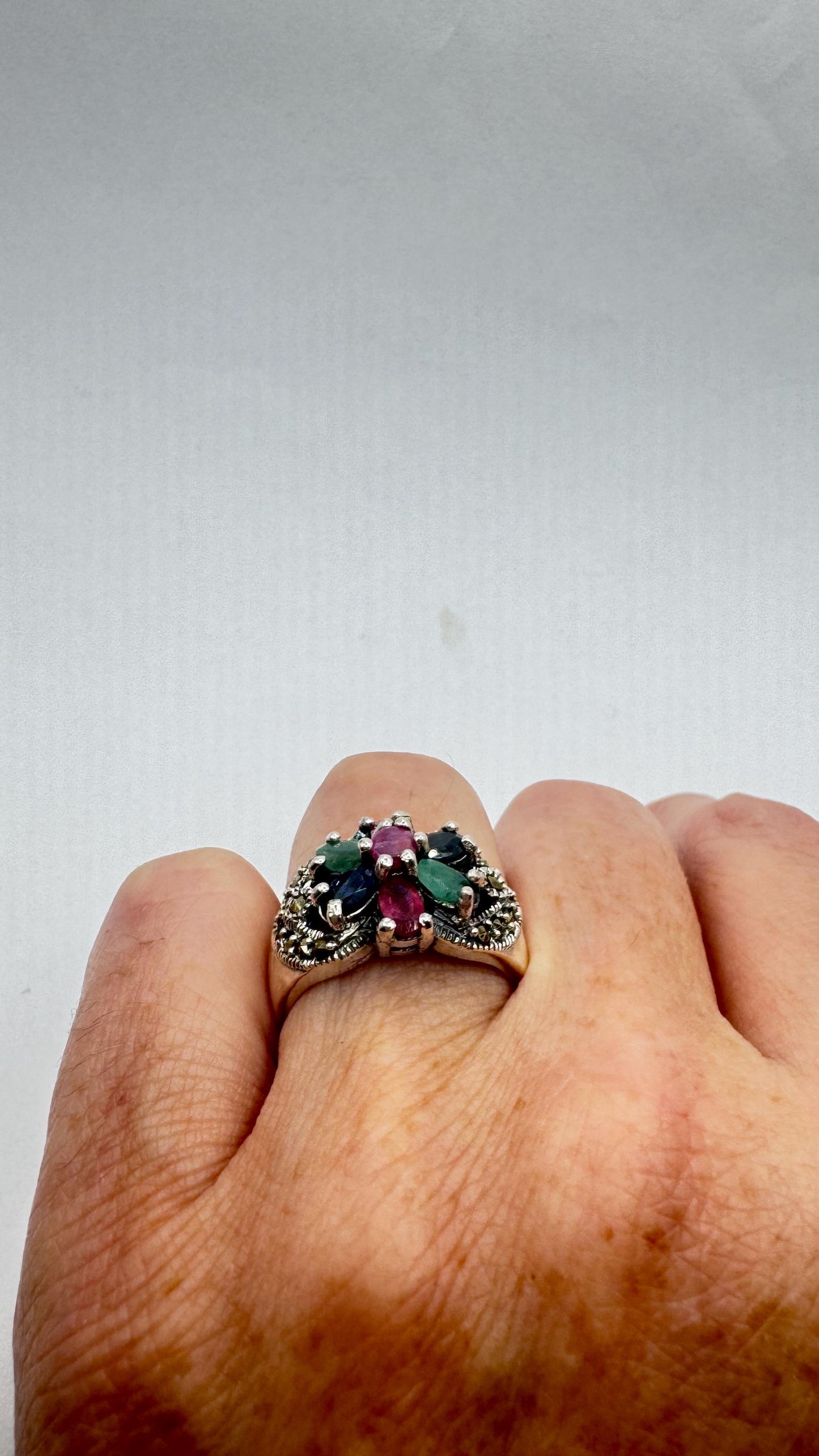 Vintage Green Emerald Ruby Sapphire Marcasite 925 Sterling Silver Cocktail Ring