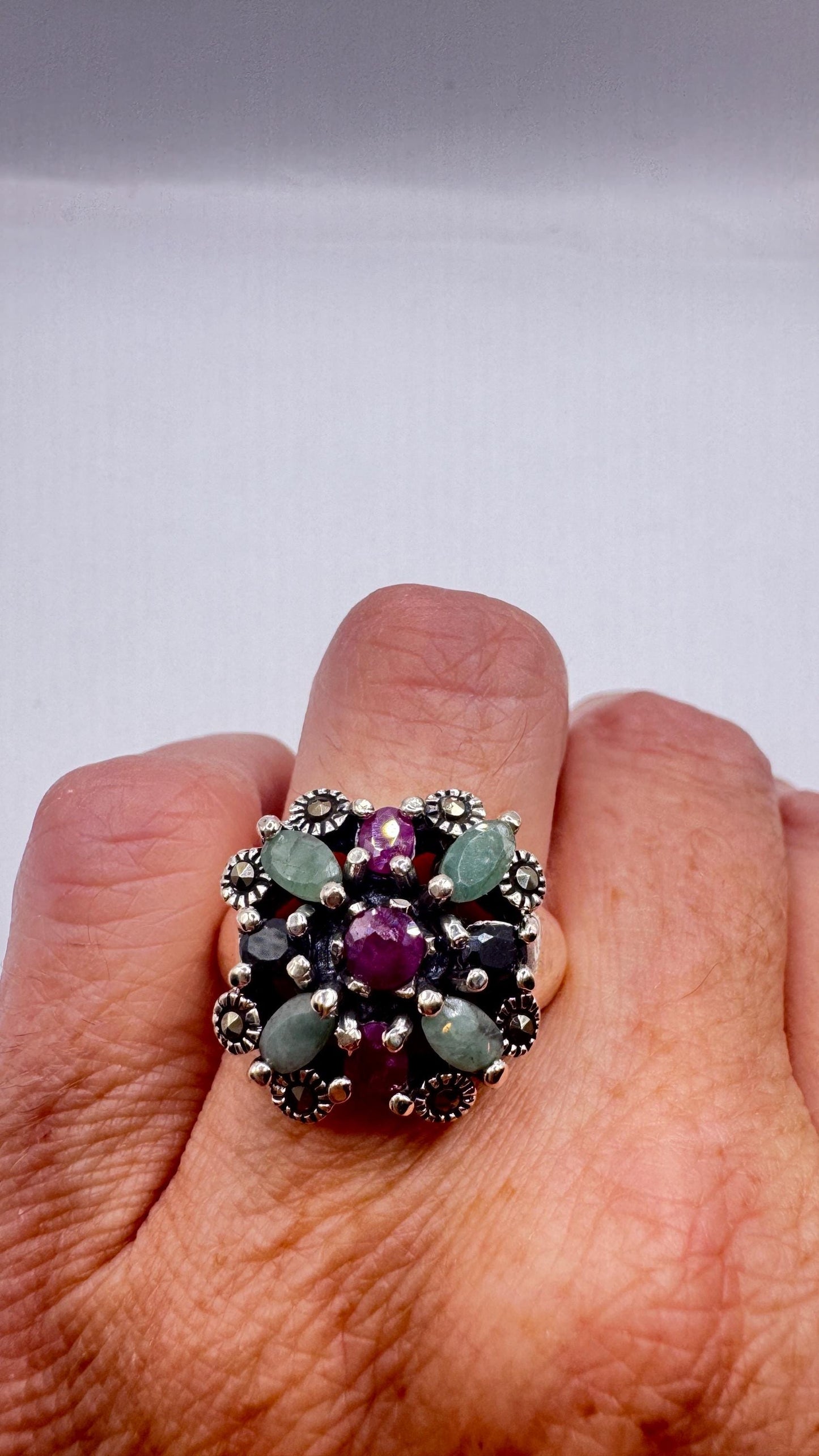 Vintage Green Emerald Ruby Sapphire Marcasite 925 Sterling Silver Cocktail Ring