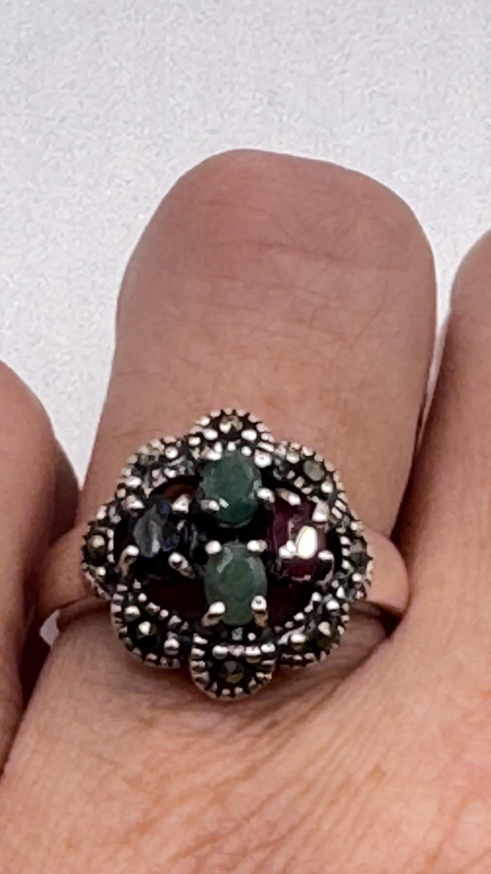 Vintage Green Emerald Ruby Sapphire Marcasite 925 Sterling Silver Cocktail Ring