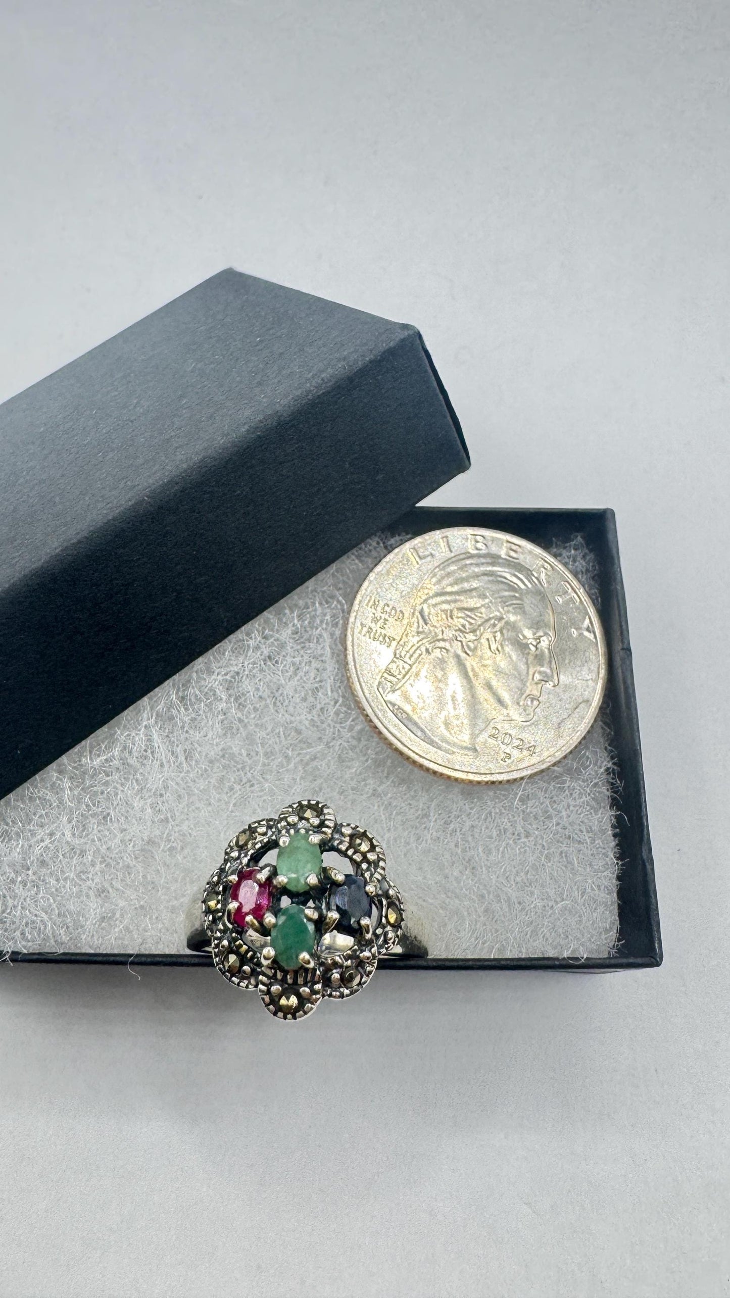 Vintage Green Emerald Ruby Sapphire Marcasite 925 Sterling Silver Cocktail Ring