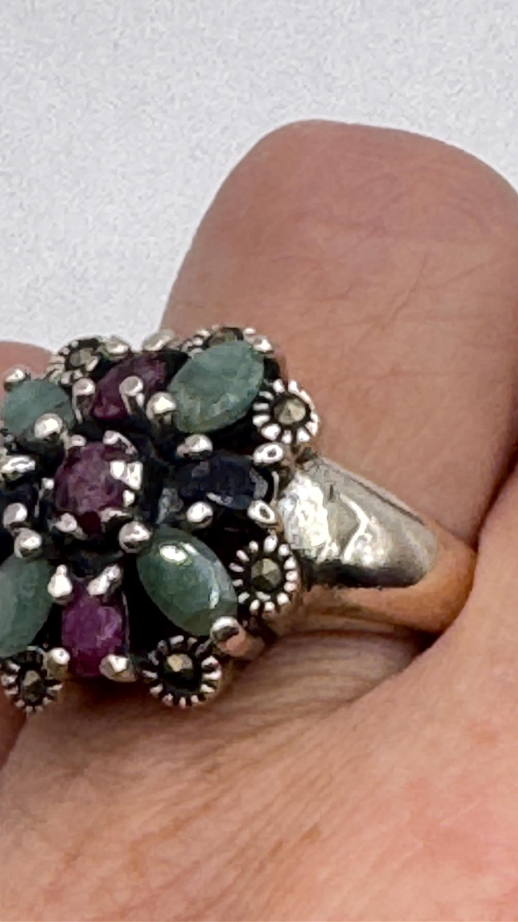 Vintage Green Emerald Ruby Sapphire Marcasite 925 Sterling Silver Cocktail Ring