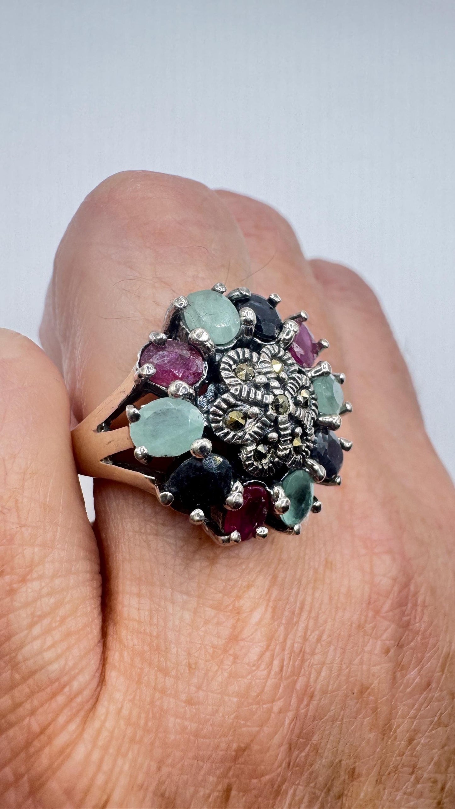 Vintage Green Emerald Ruby Sapphire Marcasite 925 Sterling Silver Cocktail Ring