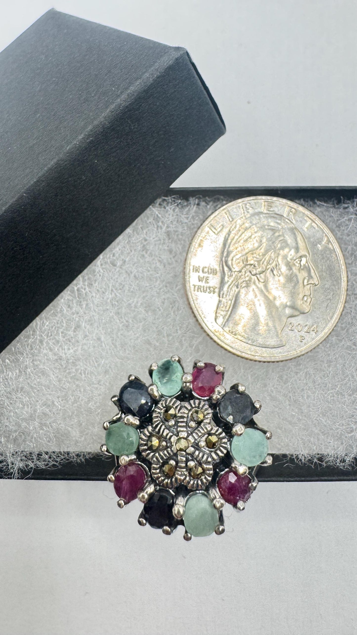 Vintage Green Emerald Ruby Sapphire Marcasite 925 Sterling Silver Cocktail Ring