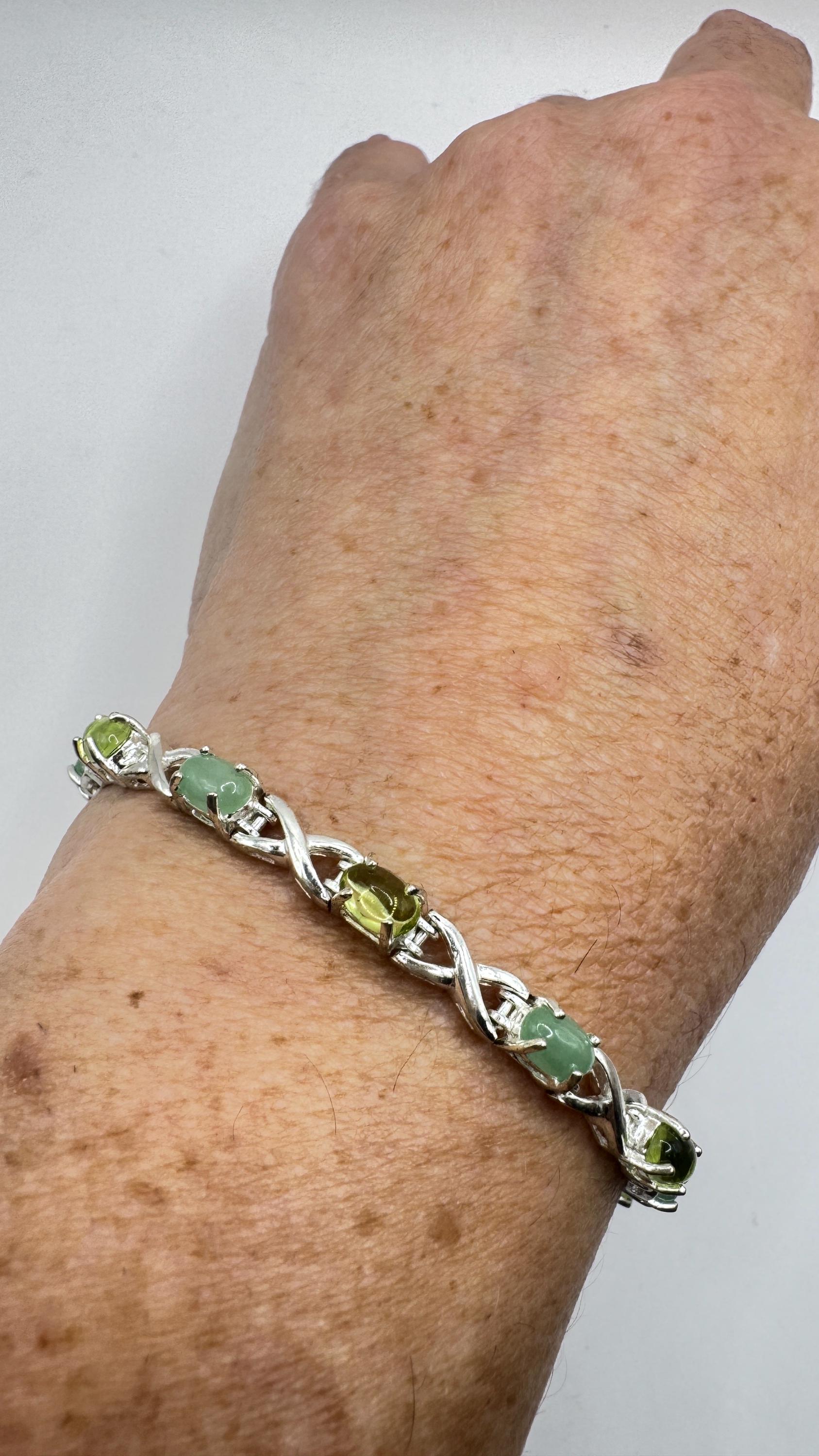 Vintage Green Peridot Nephrite Jade 925 Sterling Silver Bracelet