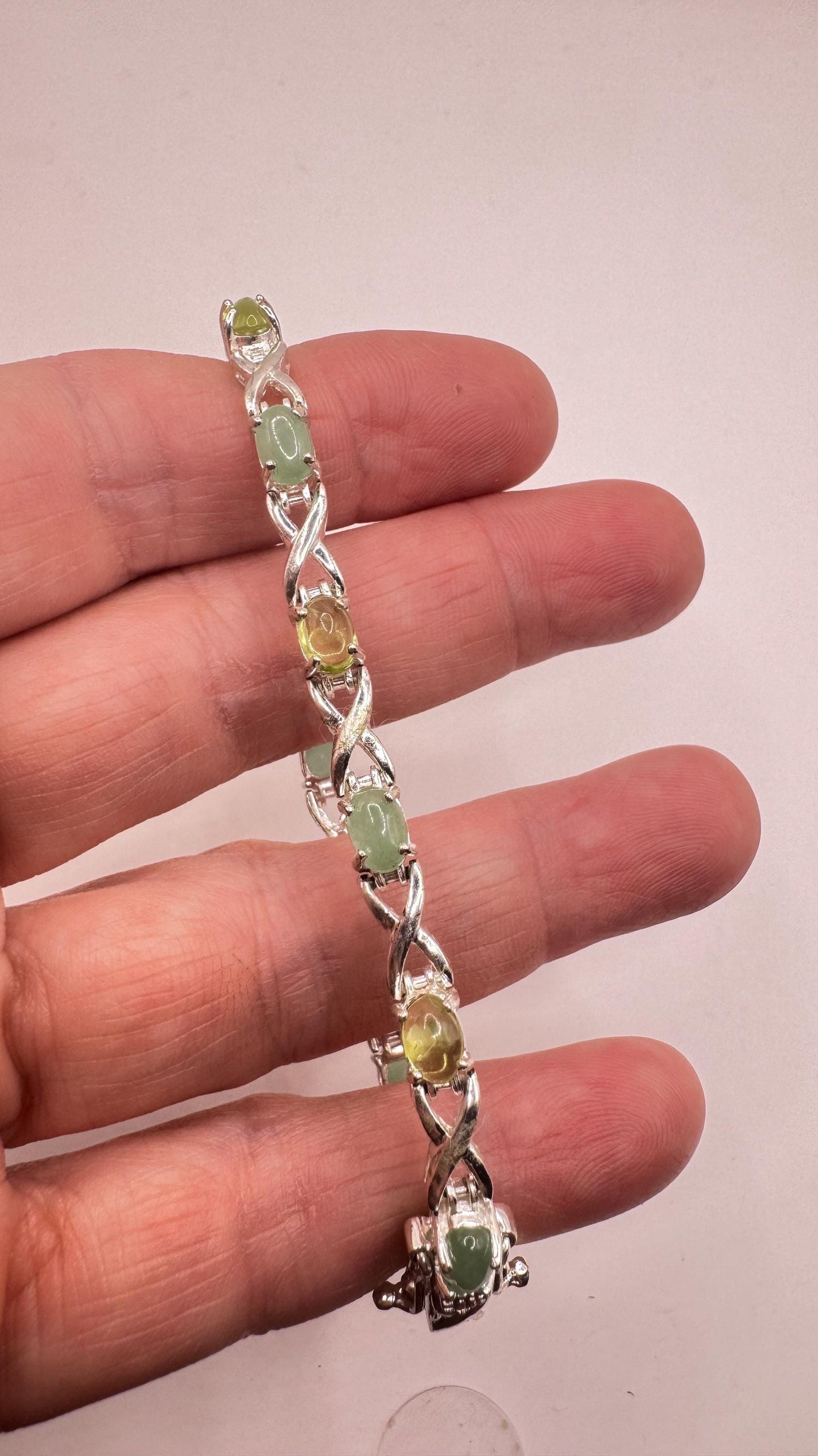 Vintage Green Peridot Nephrite Jade 925 Sterling Silver Bracelet