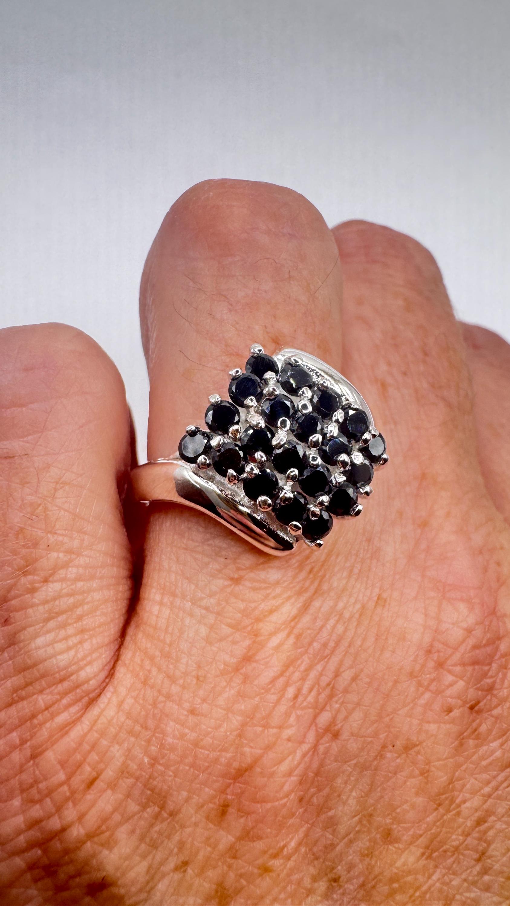 Vintage Blue sapphire 925 Sterling Silver Ring