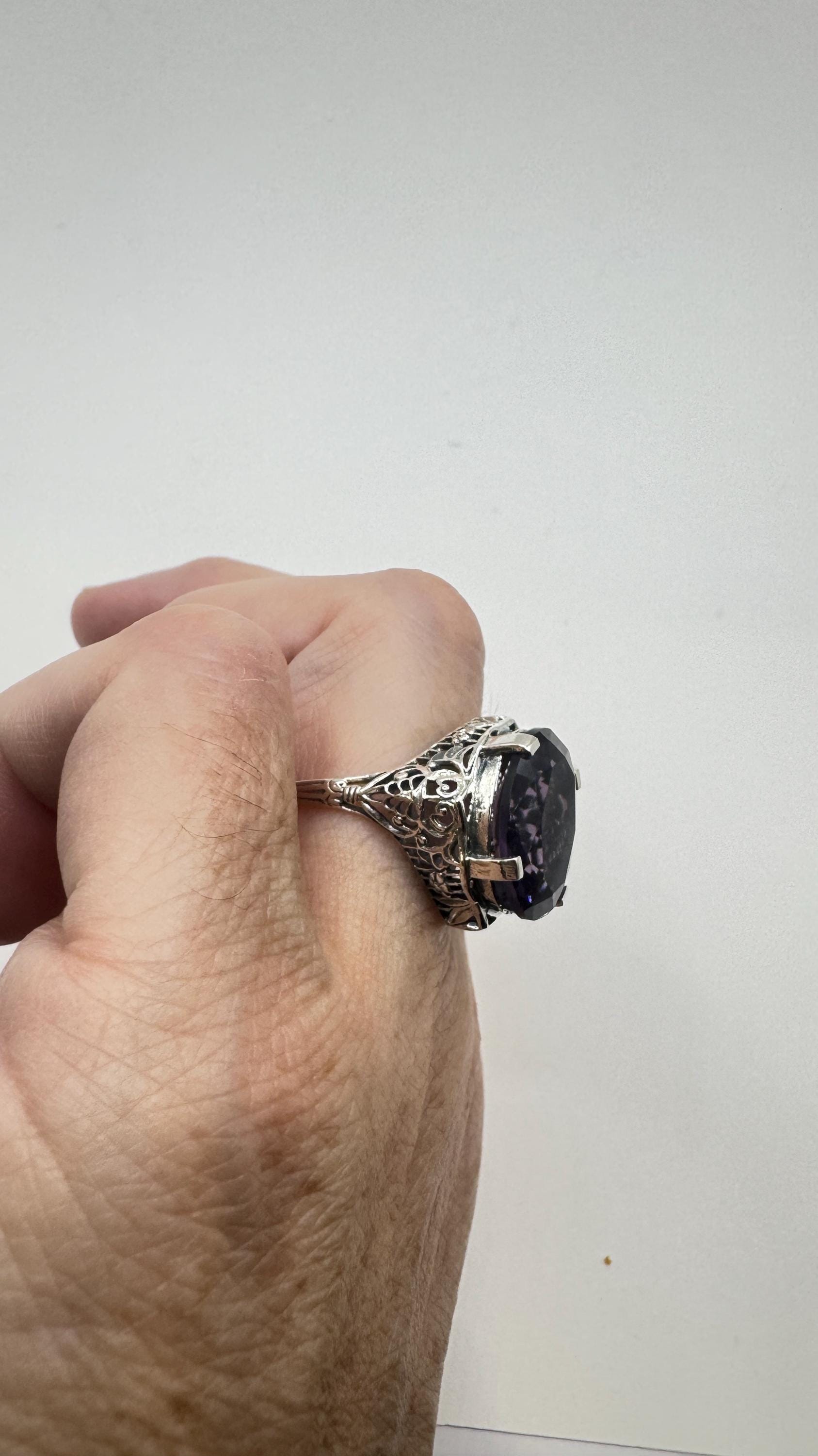 Vintage Purple Amethyst Ring 925 Sterling Silver Size 8