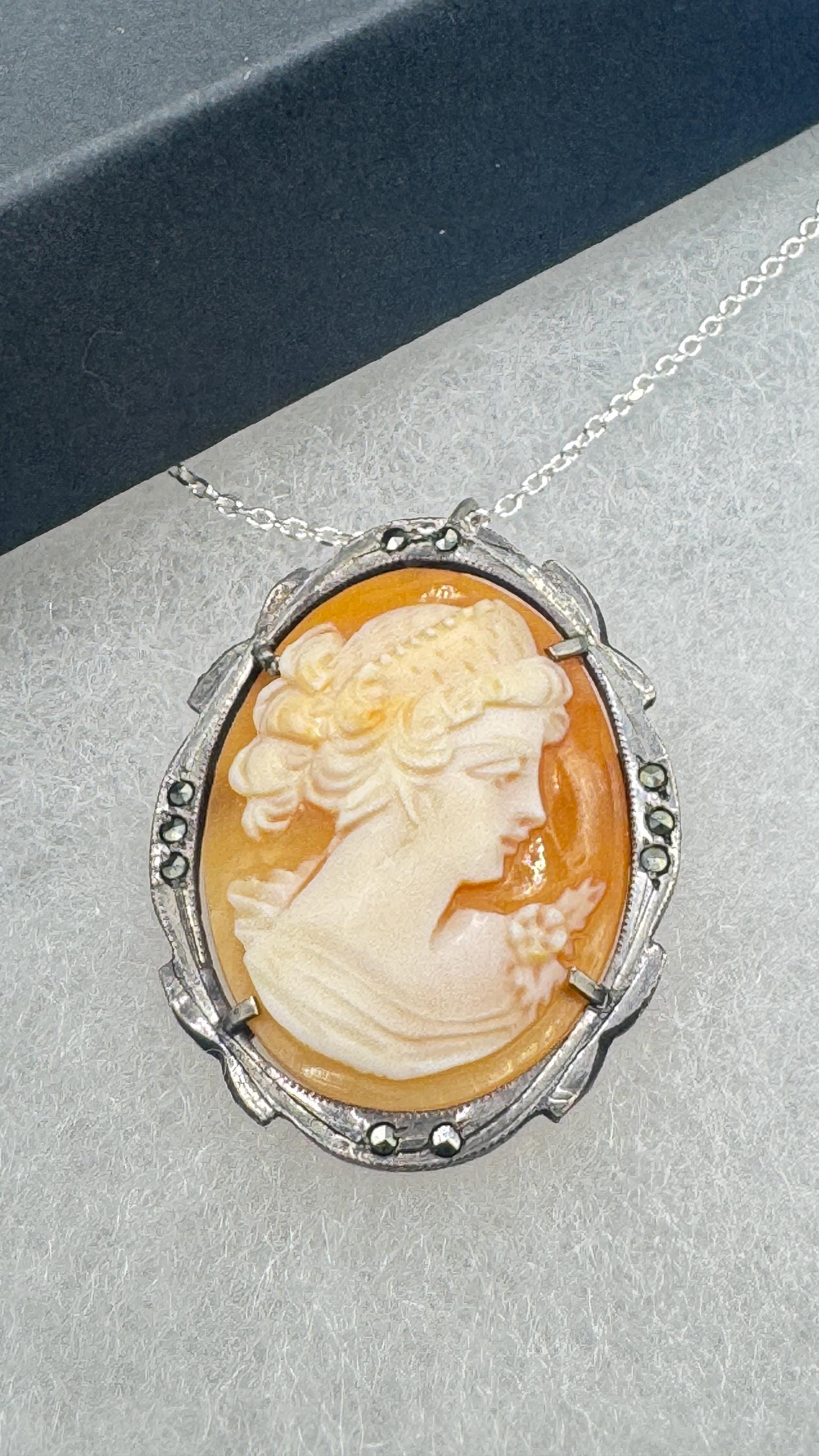 Vintage Shell Cameo 925 Sterling Silver Marcasite Necklace Choker pin brooch