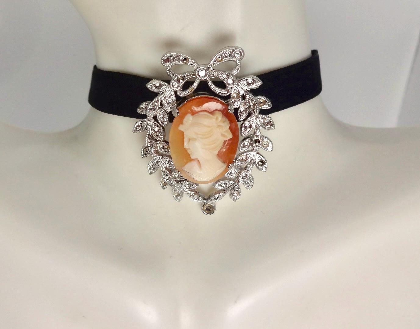 Vintage Shell Cameo 925 Sterling Silver Necklace Pin Choker