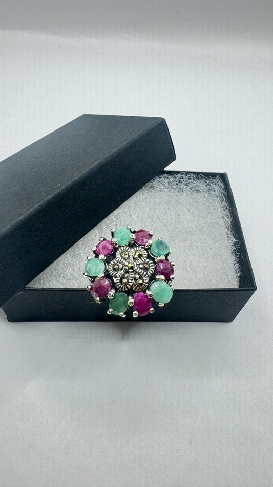 Vintage Green Emerald Ruby Marcasite 925 Sterling Silver Cocktail Ring