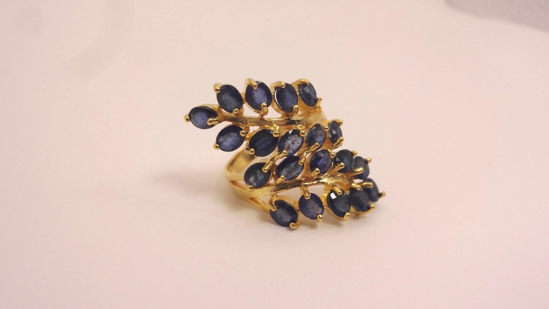 Vintage Blue Sapphire 925 Sterling Silver Cocktail Ring