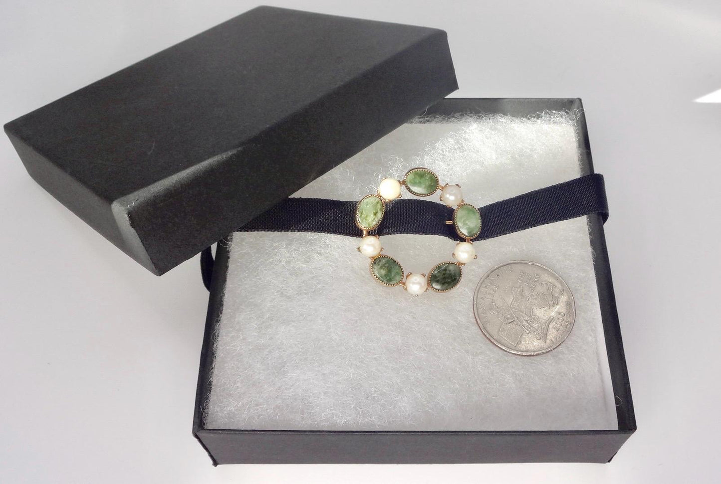 Vintage Green Jade Yellow Gold Filled Brooch Pin