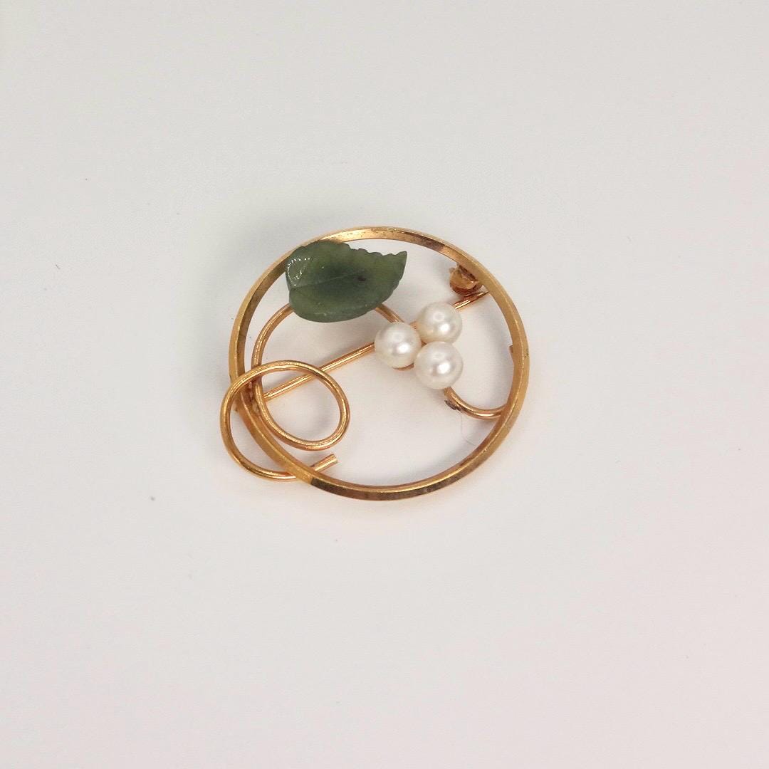 Vintage Green Jade Pearl Gold Filled Brooch Pin