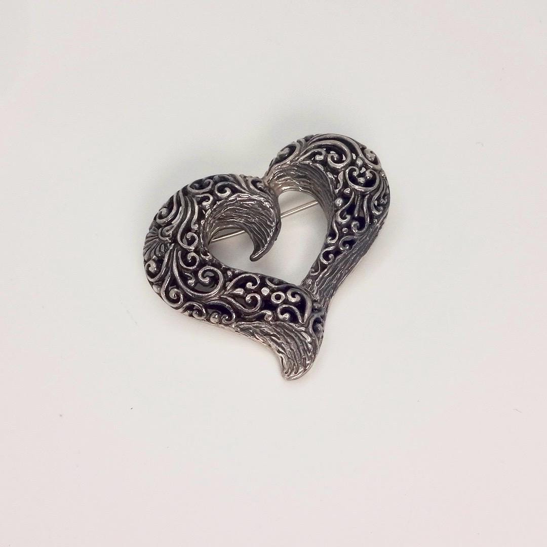 Vintage Handmade Genuine Marcasite 925 Sterling Silver valentine Heart Brooch