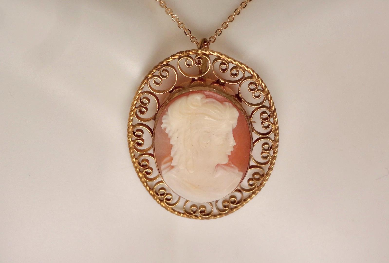 Vintage Shell Cameo 925 Sterling Silver 18 Inch Necklace Choker