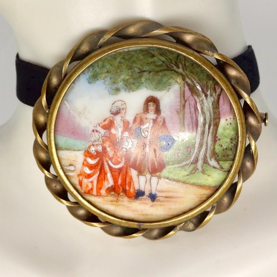 Vintage Genuine French Limoges Hand Painted Porcelian Cameo Bronze Necklace Choker pin