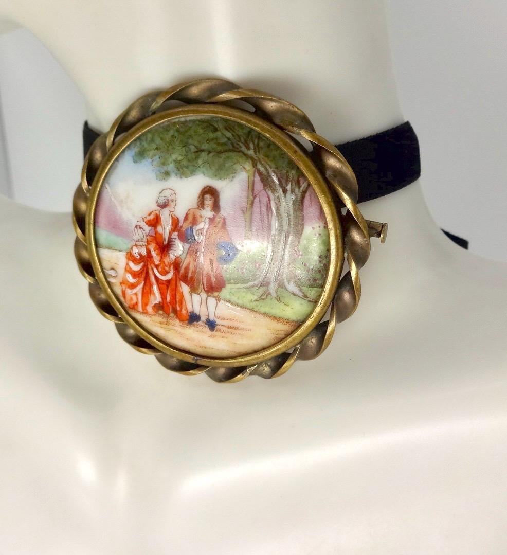Vintage Genuine French Limoges Hand Painted Porcelian Cameo Bronze Necklace Choker pin