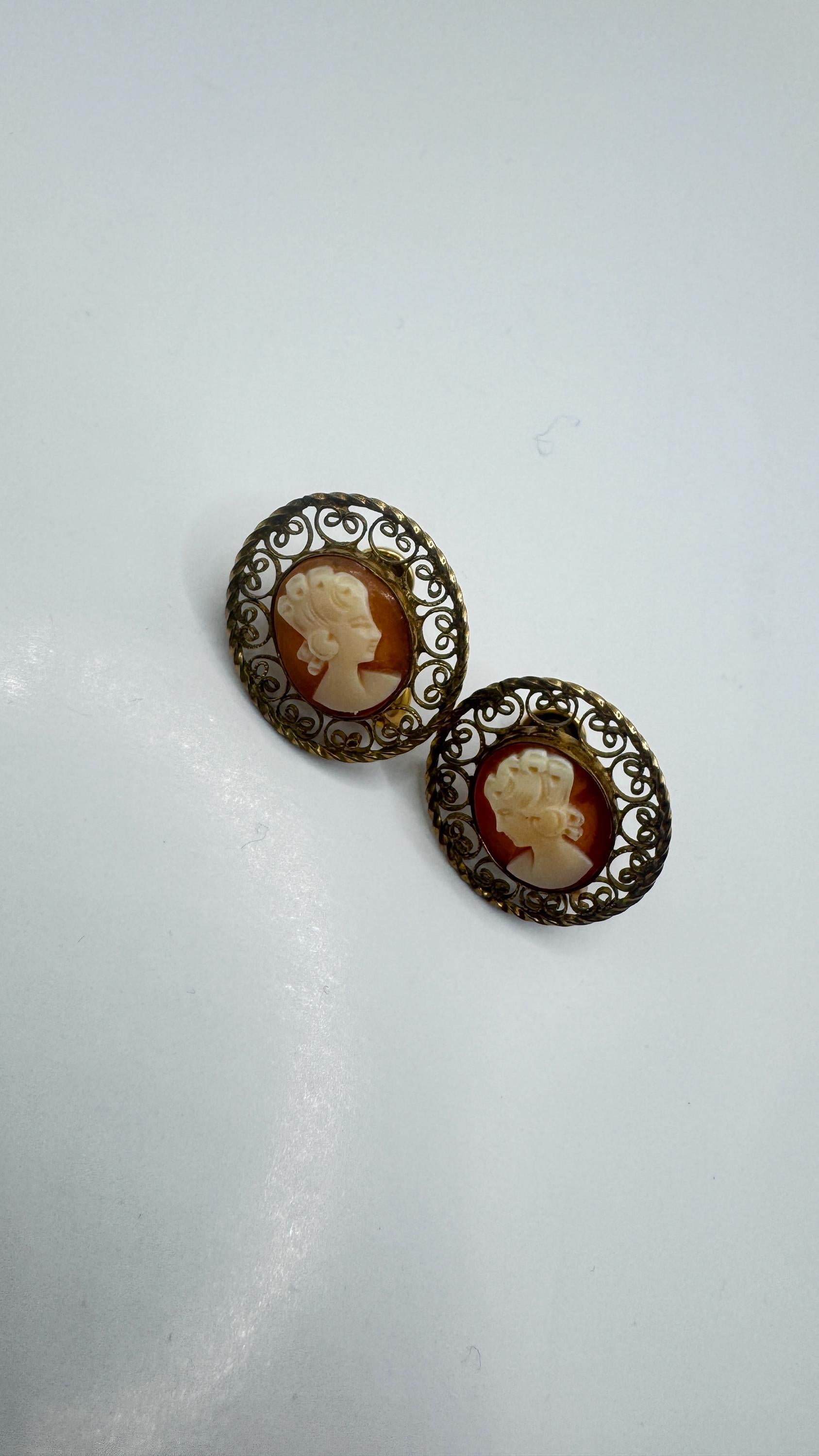 Vintage Cameo Gold filled Screw Back Earrings