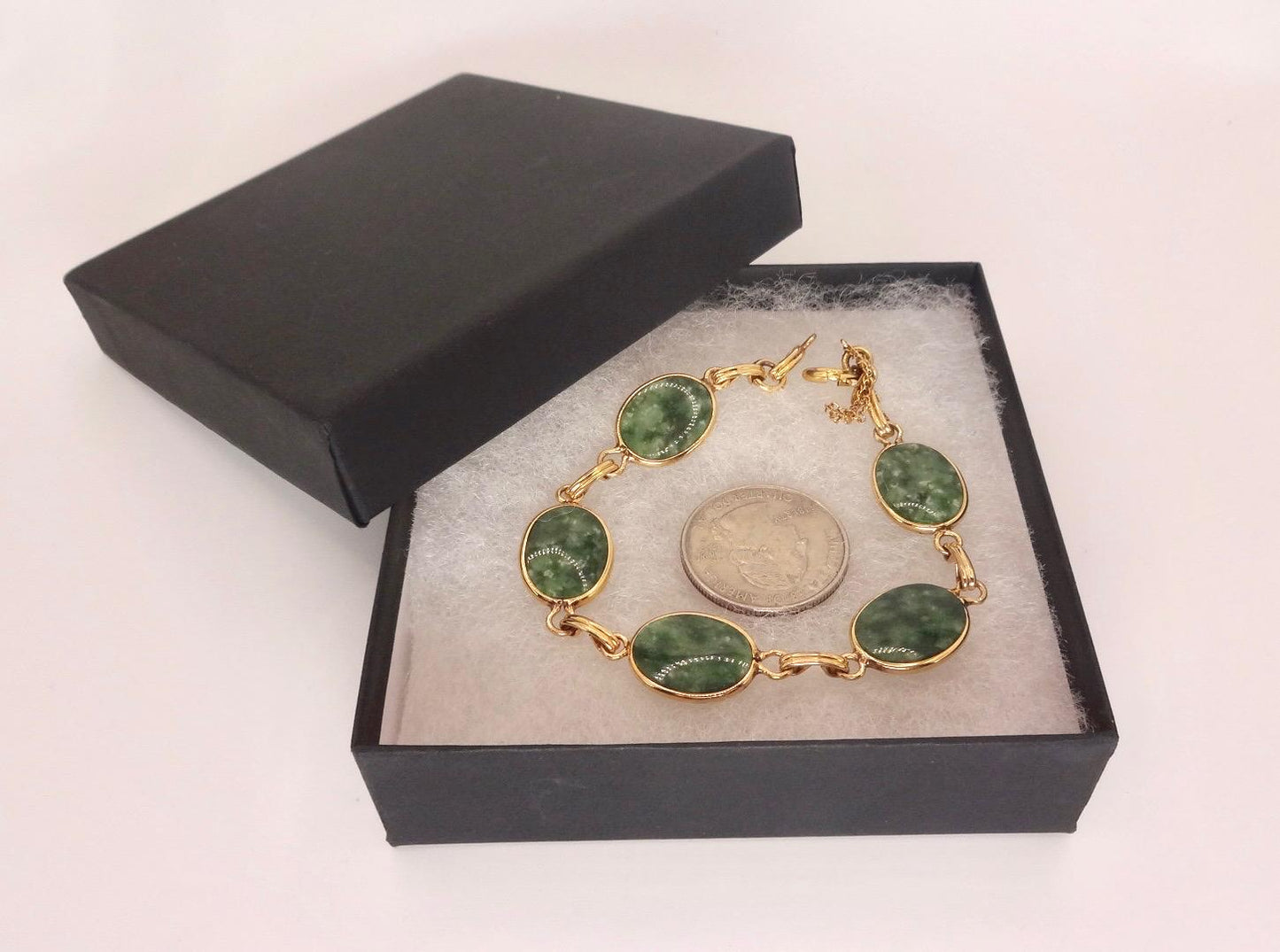 Vintage Green Jade Bracelet Golden Bronze