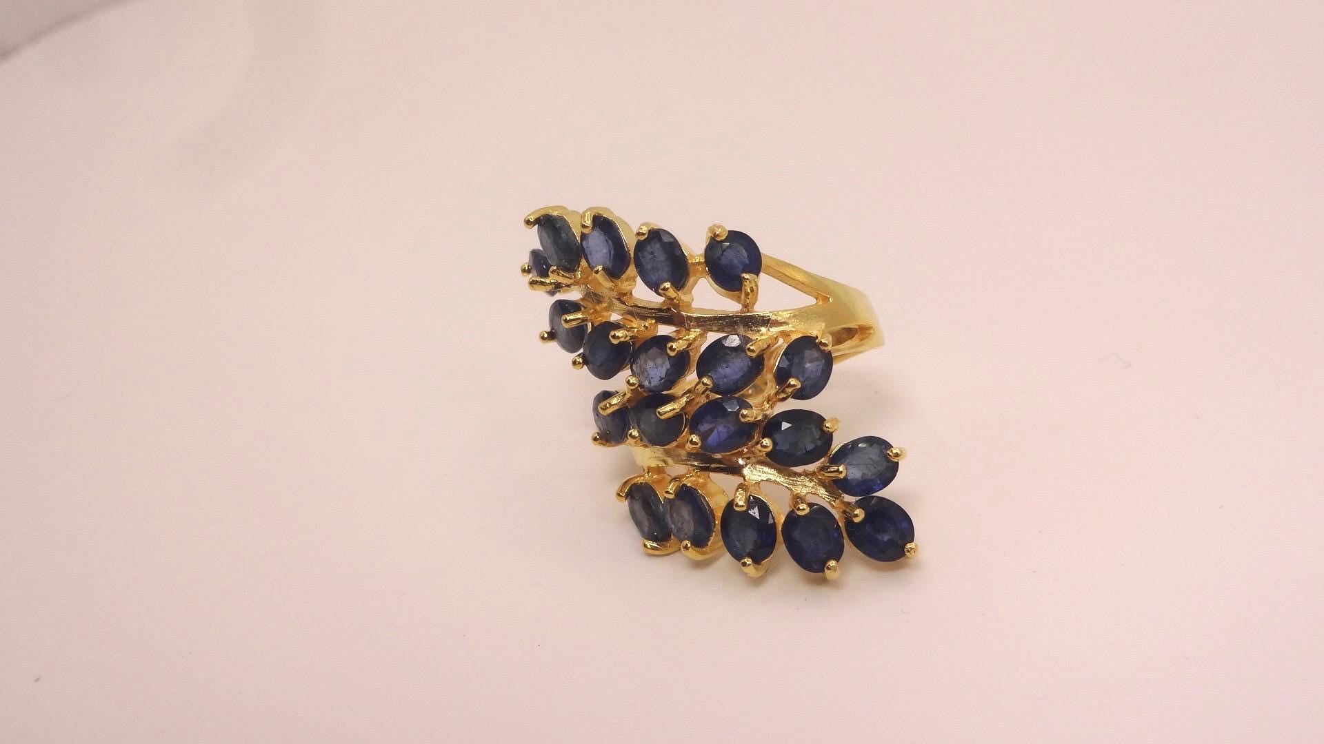 Vintage Blue Sapphire 925 Sterling Silver Cocktail Ring