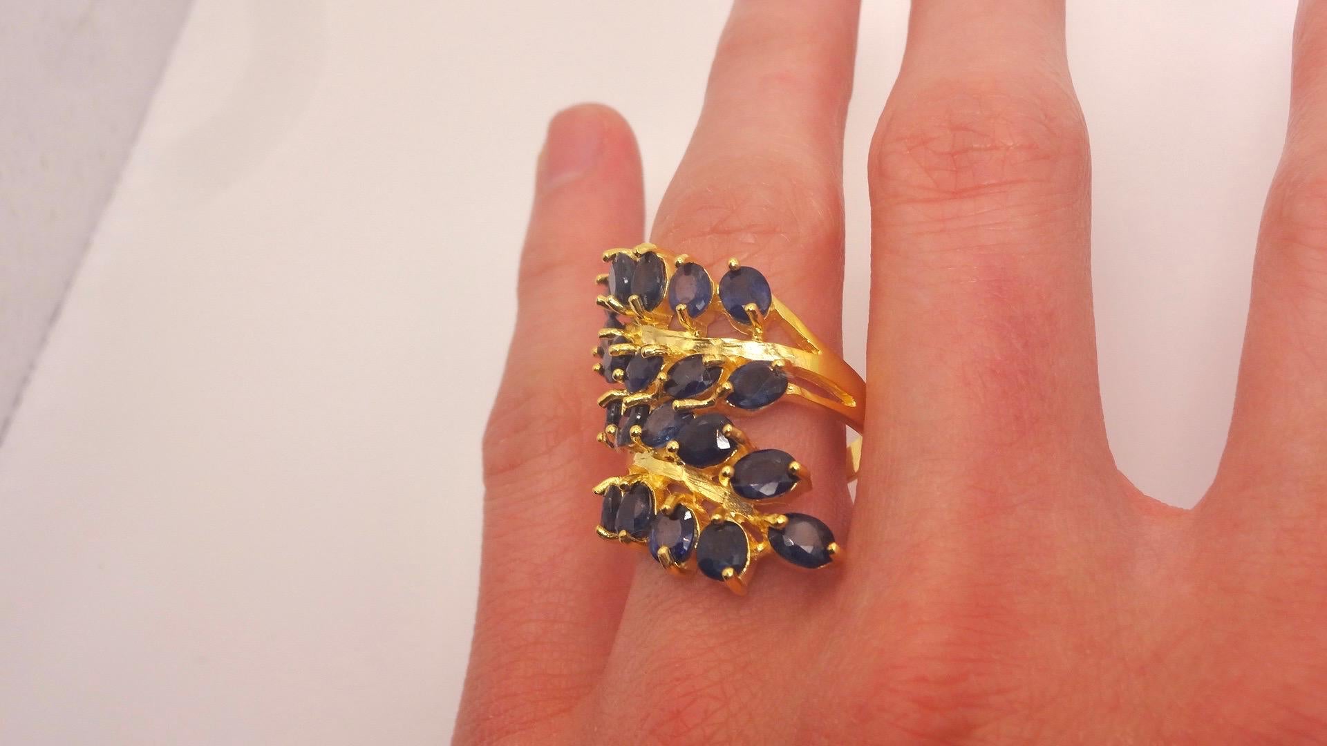 Vintage Blue Sapphire 925 Sterling Silver Cocktail Ring