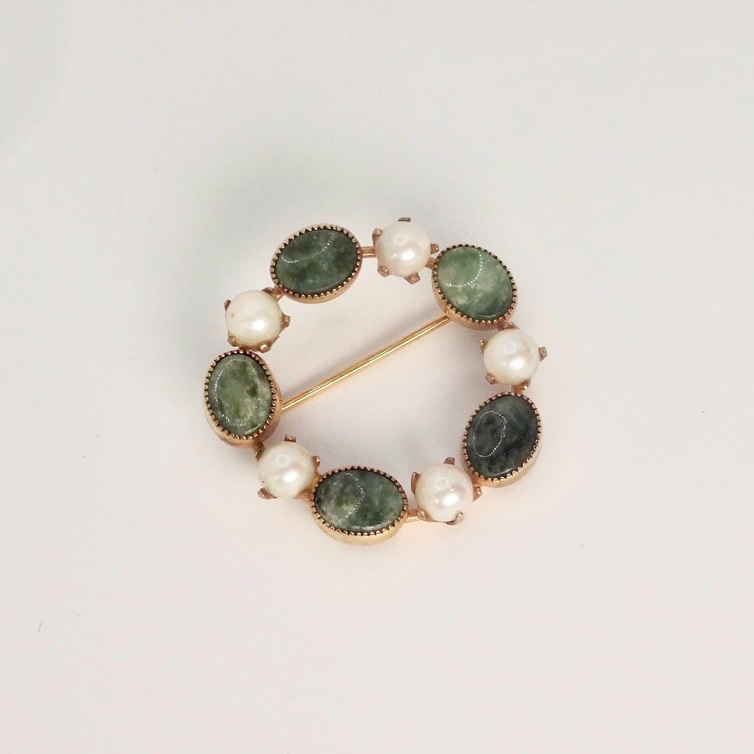 Vintage Green Jade Yellow Gold Filled Brooch Pin